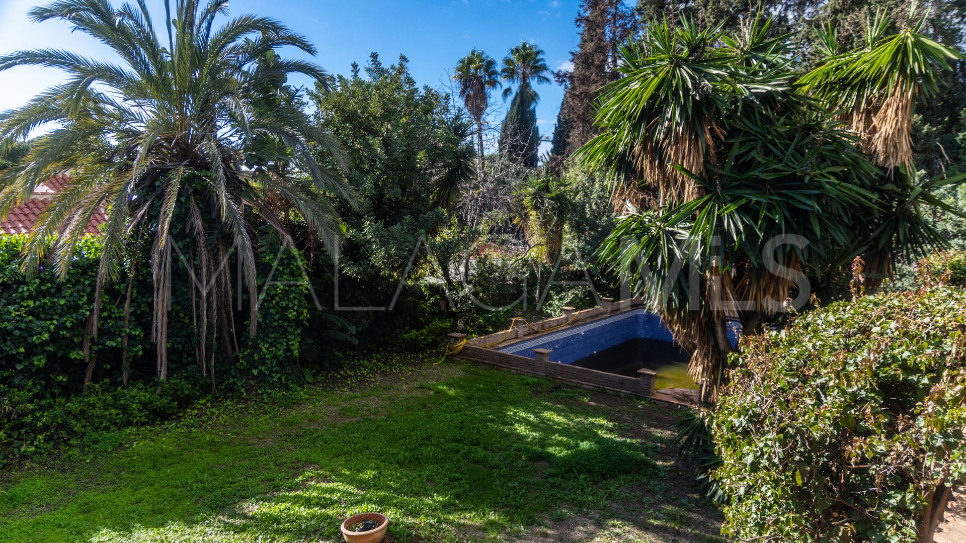 5 bedrooms villa for sale in Marbella Golden Mile
