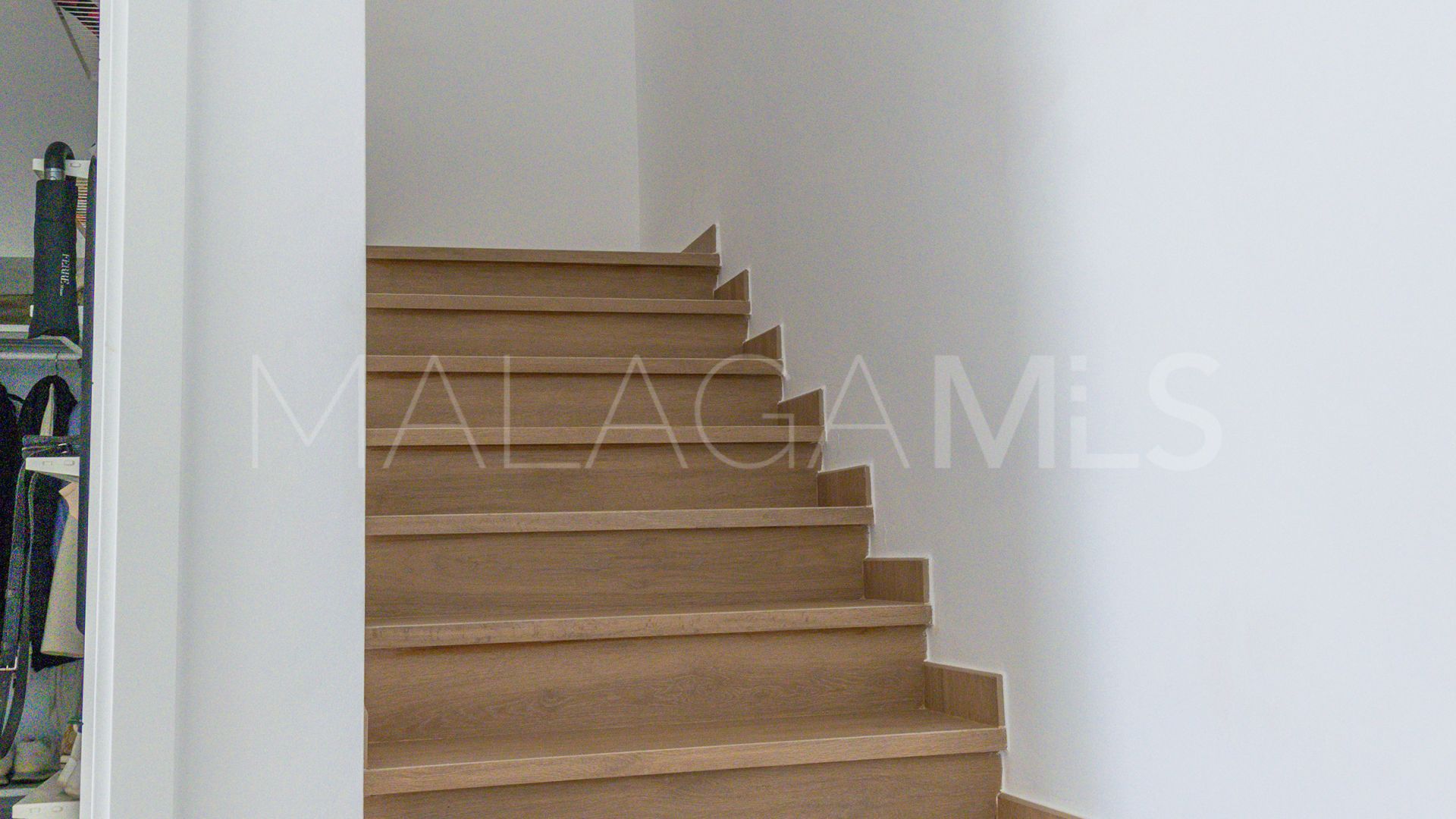 Villa jumelée for sale in Finca Cortesin