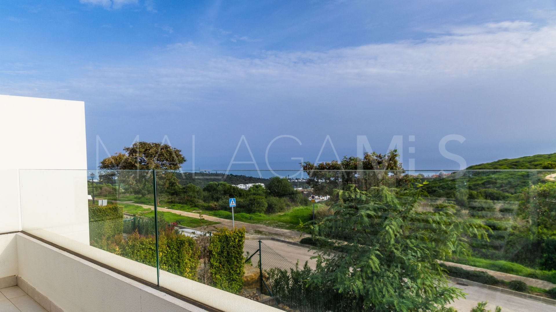 Villa jumelée for sale in Finca Cortesin