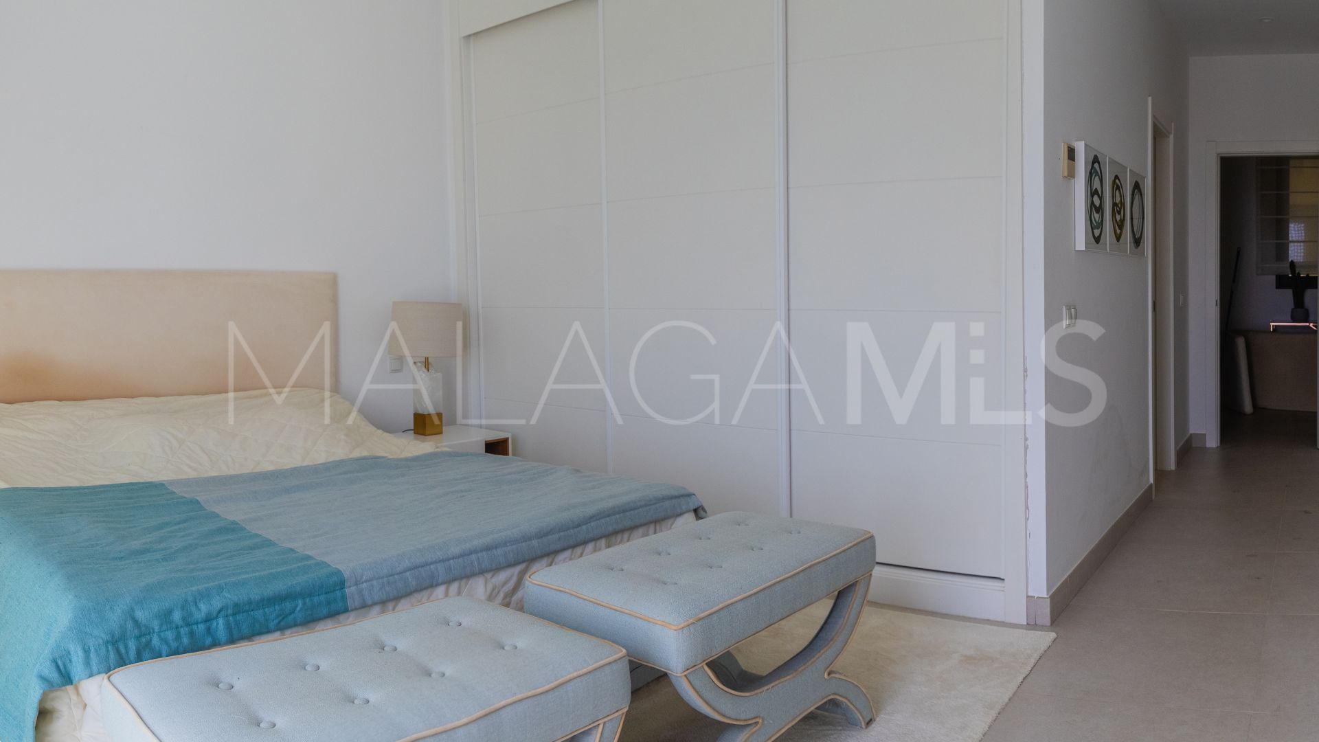 Villa jumelée for sale in Finca Cortesin
