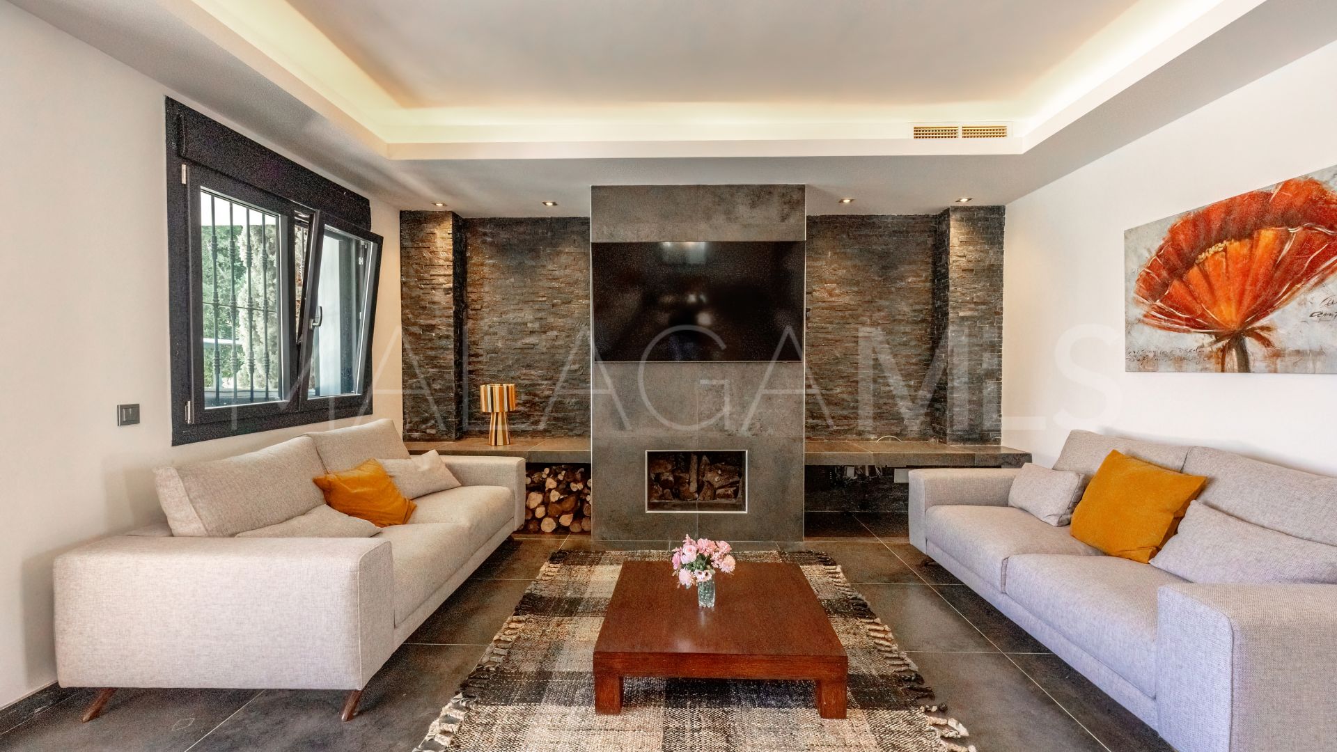 Villa with 6 bedrooms for sale in Nueva Andalucia