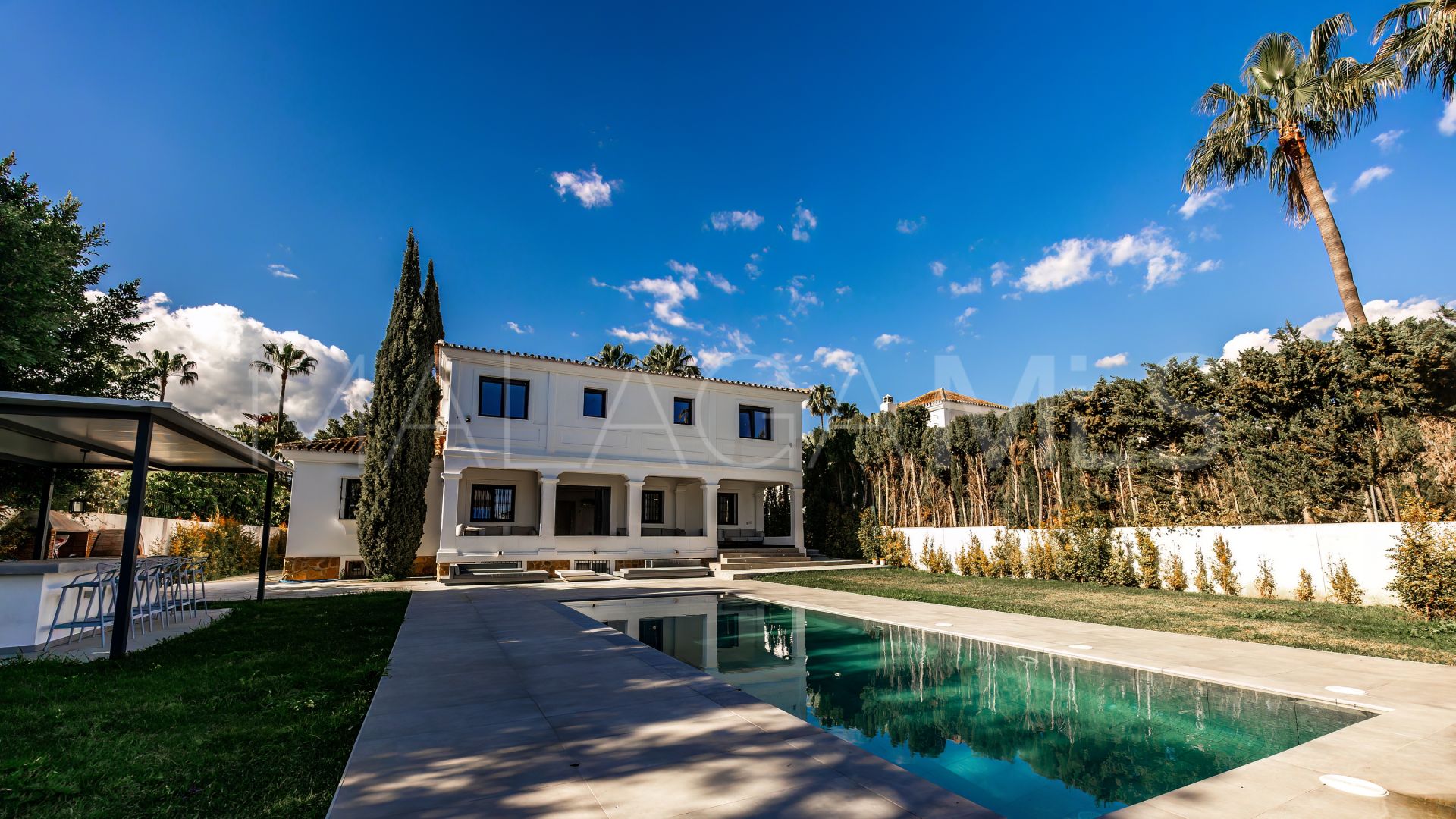 Villa with 6 bedrooms for sale in Nueva Andalucia