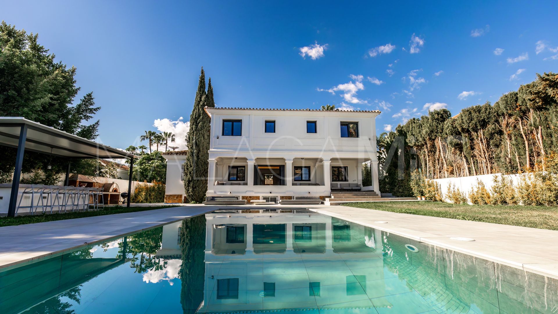 Villa with 6 bedrooms for sale in Nueva Andalucia