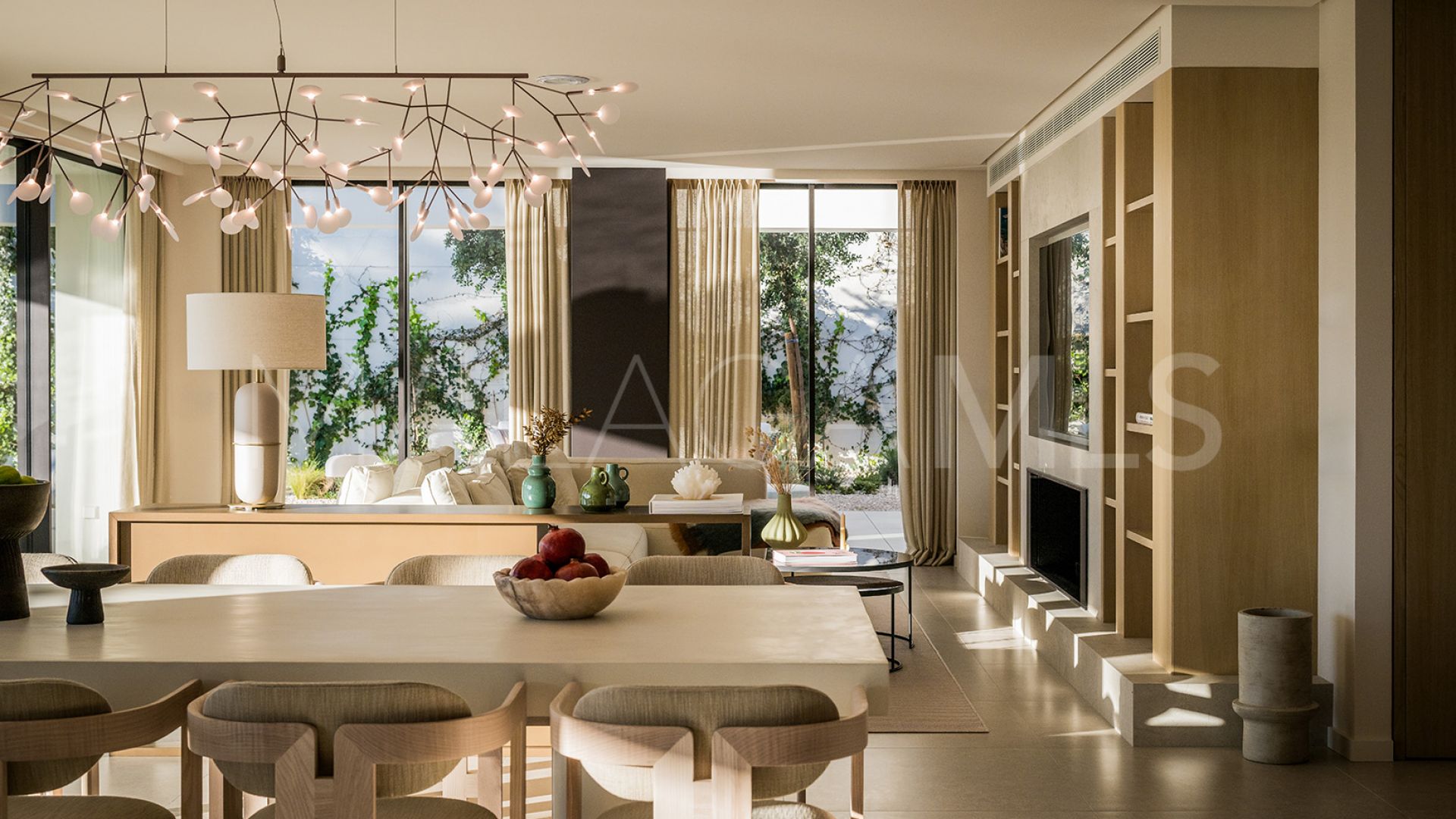 For sale 4 bedrooms villa in Nueva Andalucia