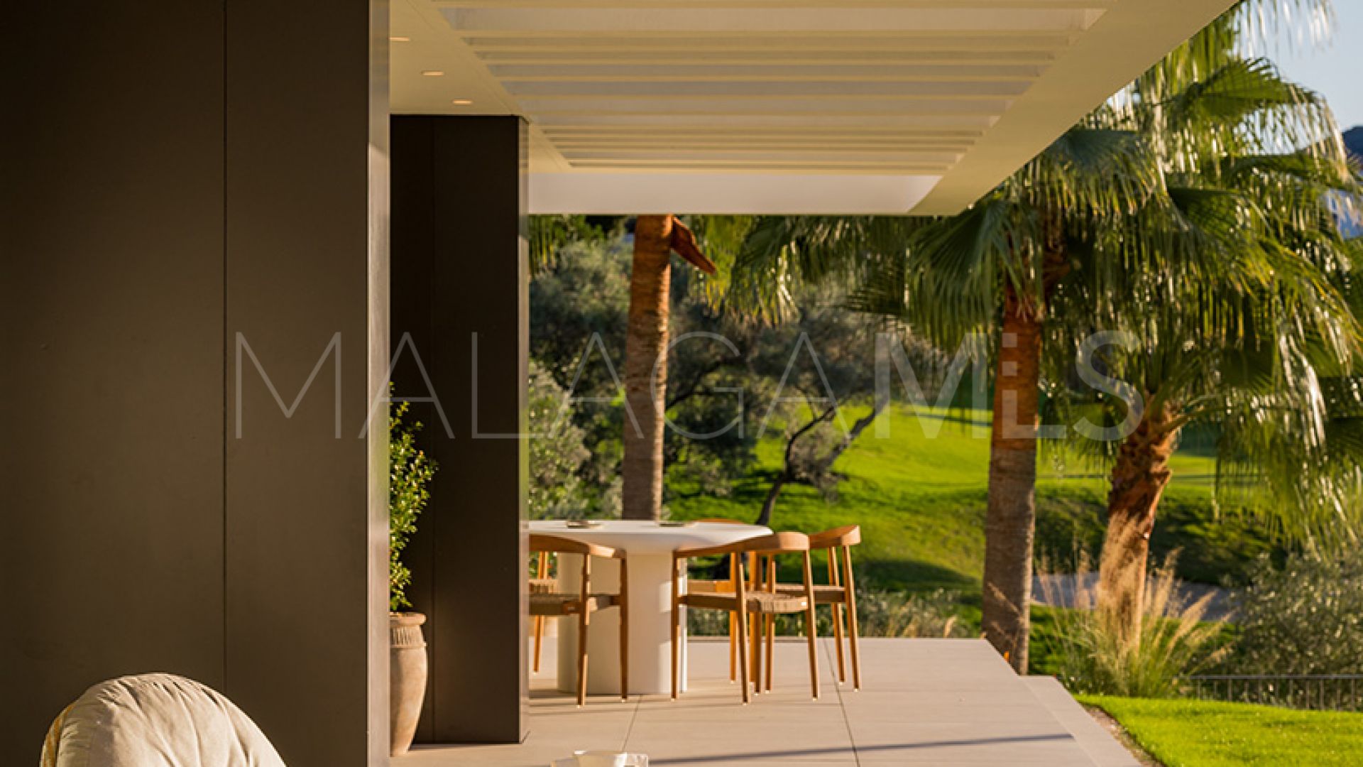 For sale 4 bedrooms villa in Nueva Andalucia