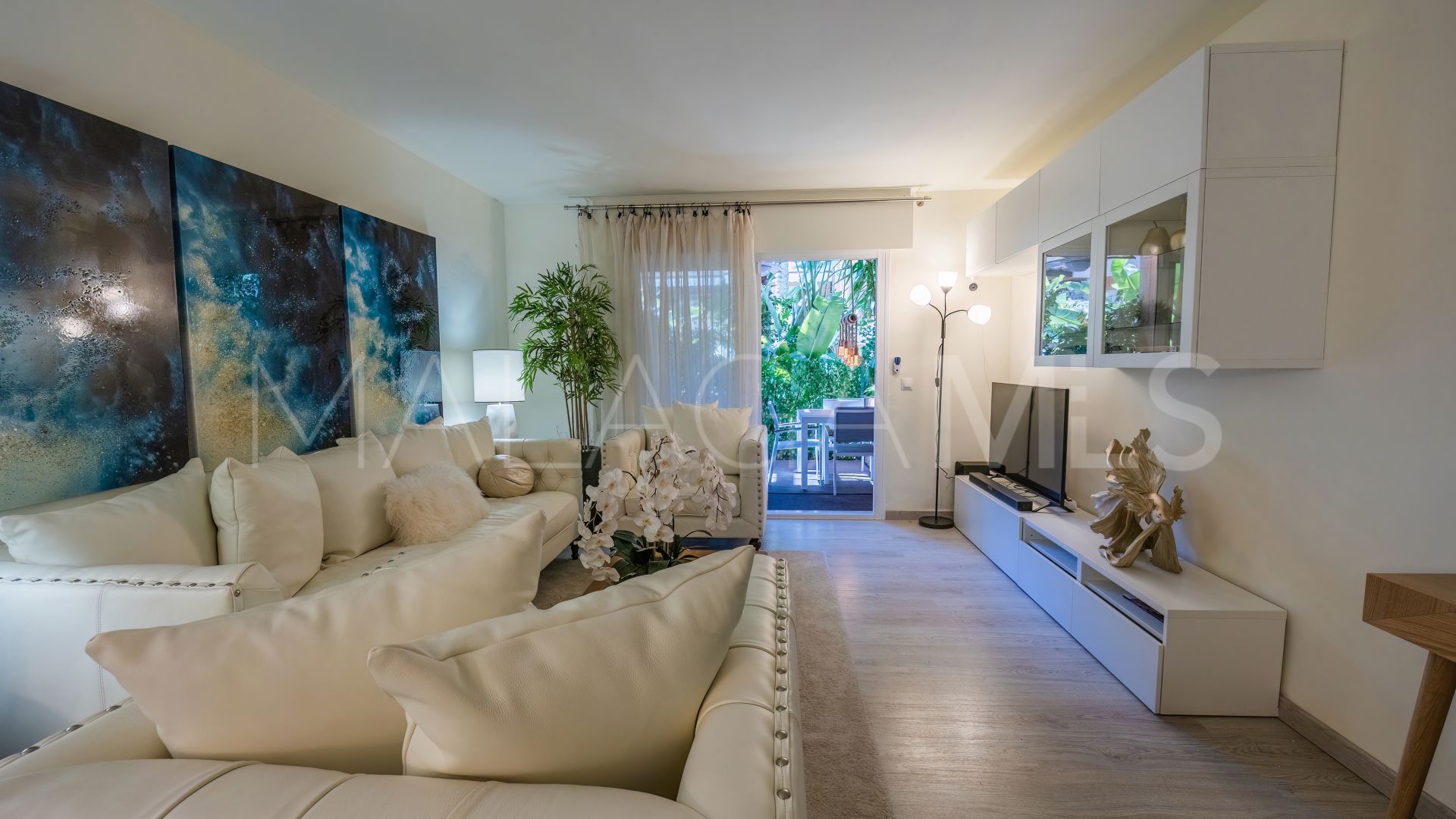 3 bedrooms ground floor apartment for sale in Las Lomas del Marbella Club