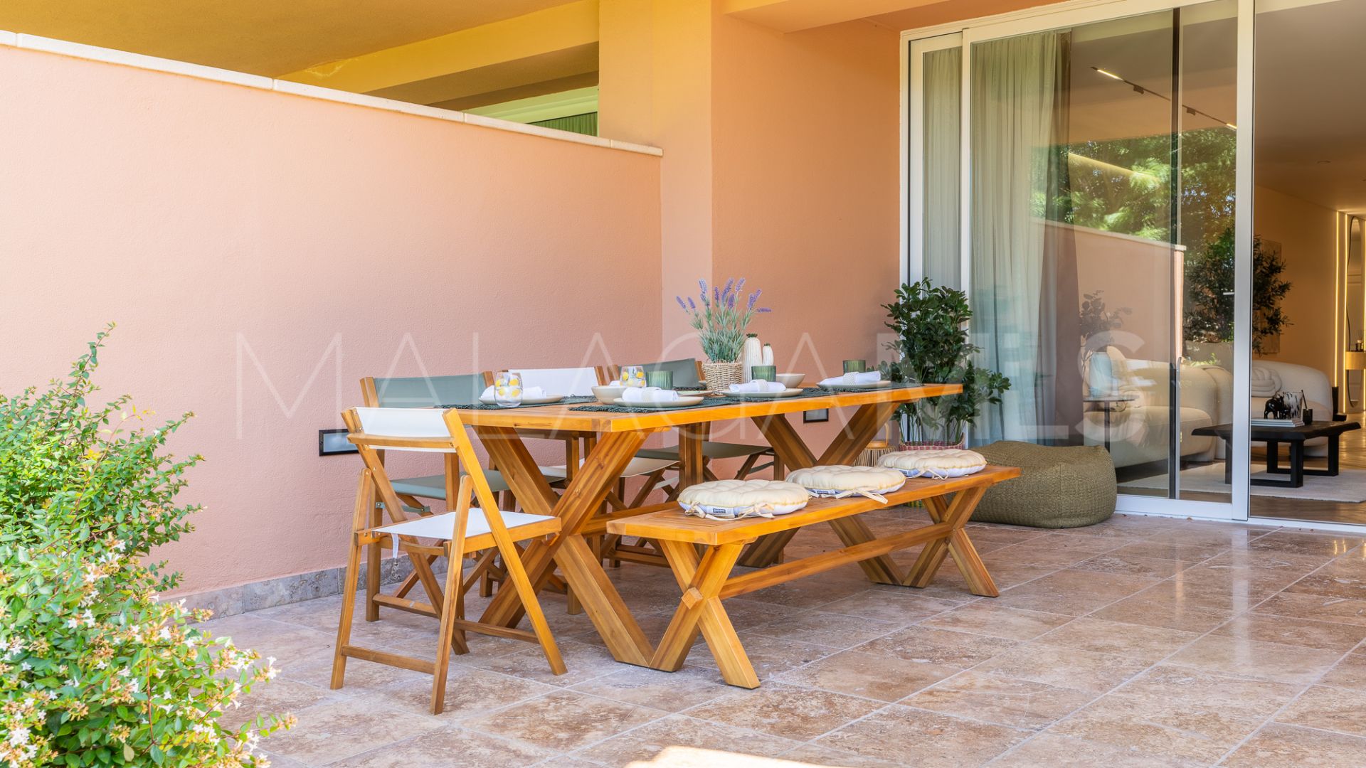 Markplanslägenhet for sale in Magna Marbella