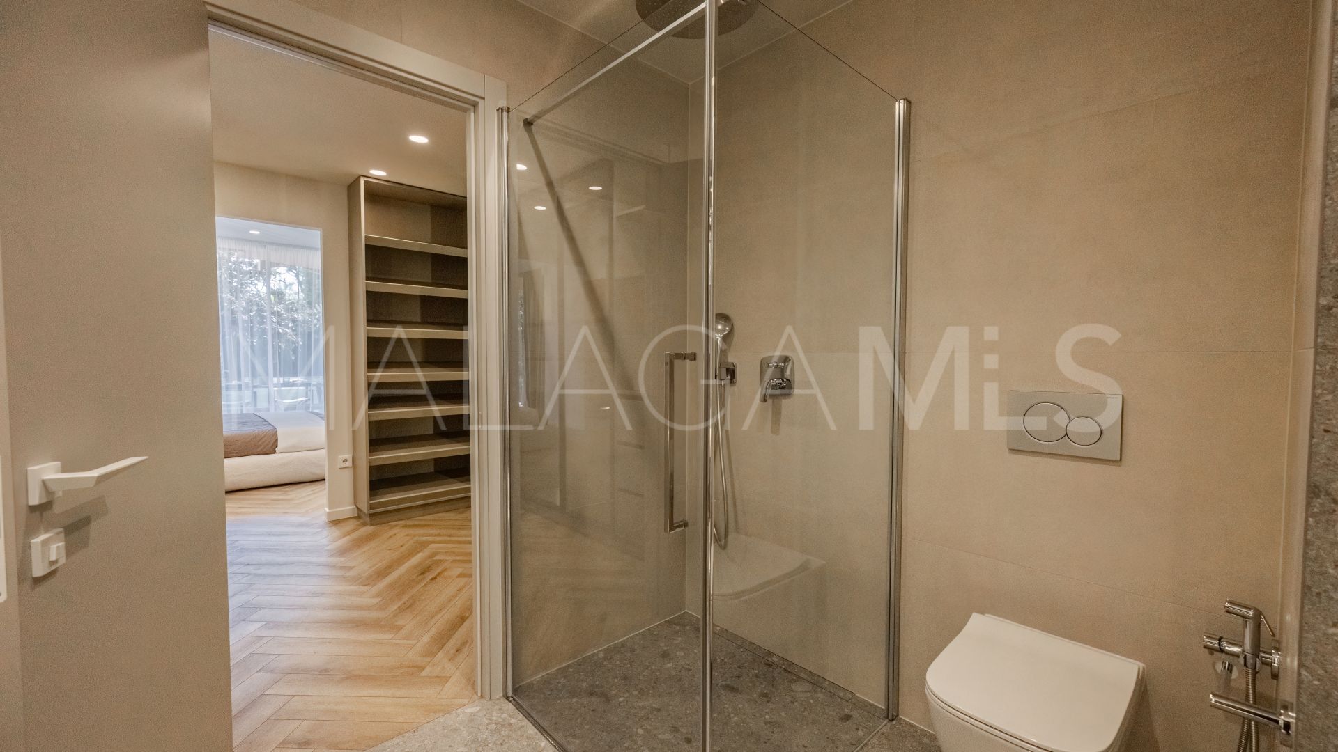 Markplanslägenhet for sale in Magna Marbella