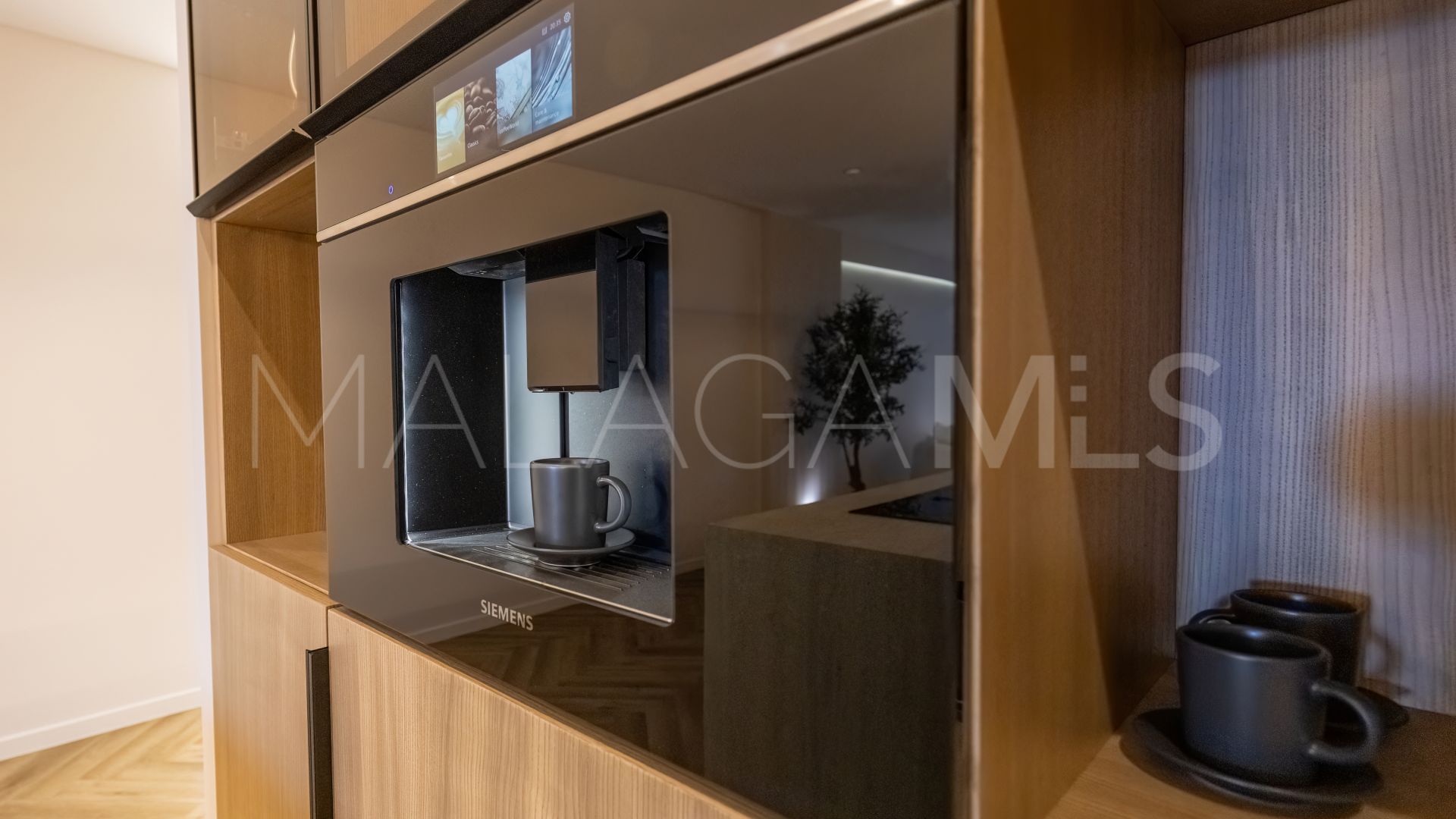 Markplanslägenhet for sale in Magna Marbella