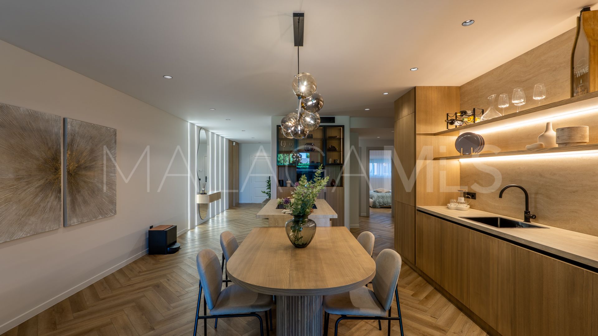 Markplanslägenhet for sale in Magna Marbella