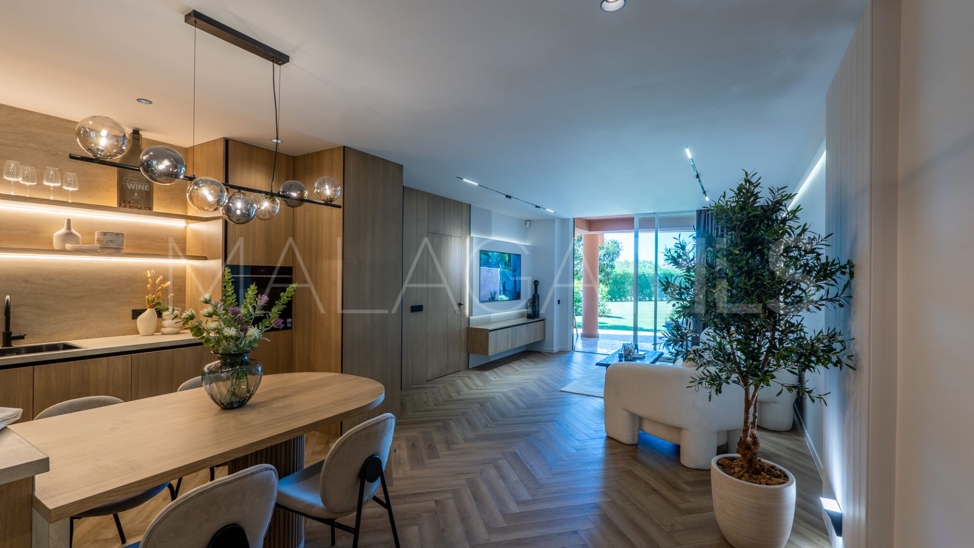 Markplanslägenhet for sale in Magna Marbella