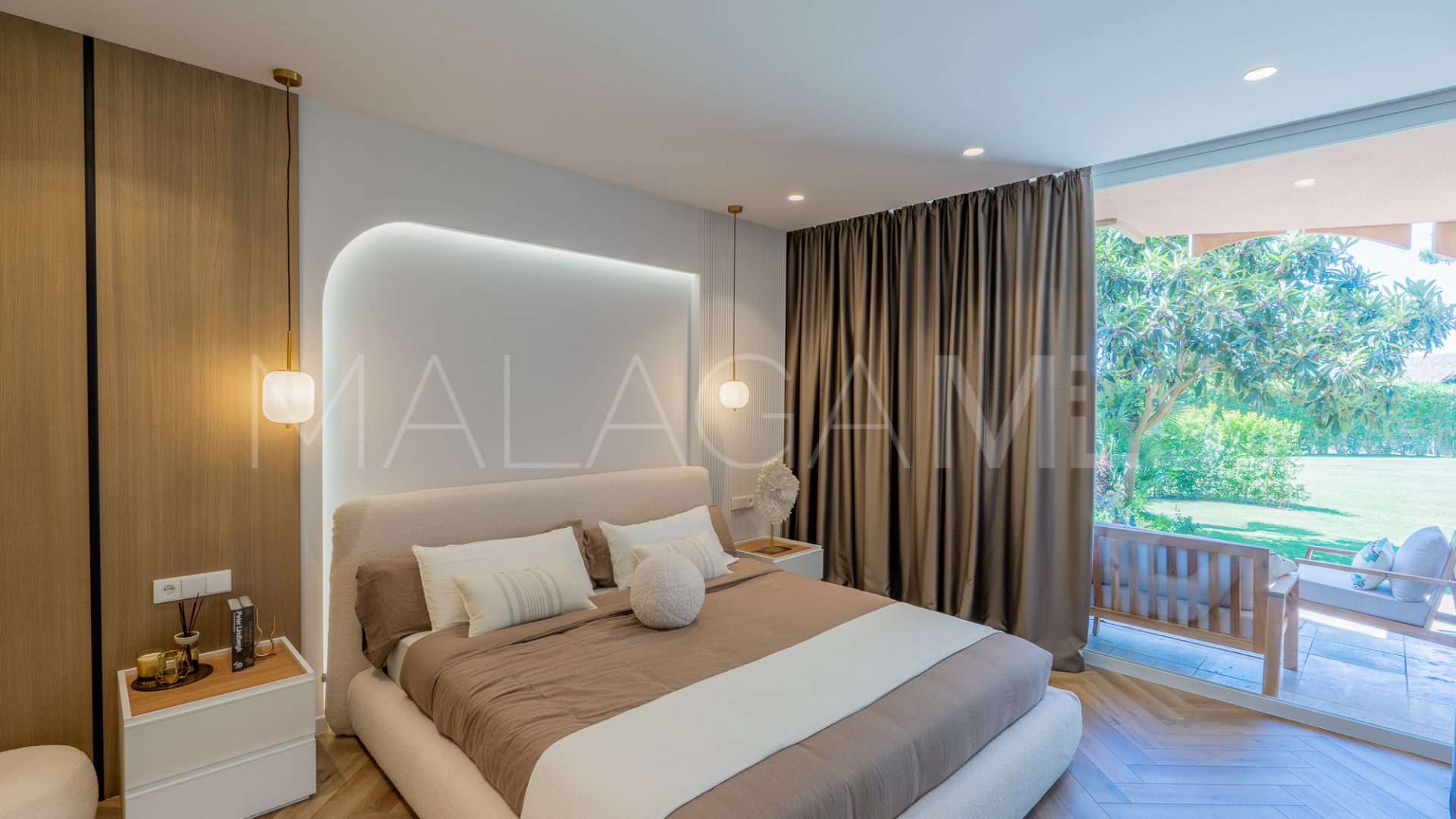 Markplanslägenhet for sale in Magna Marbella