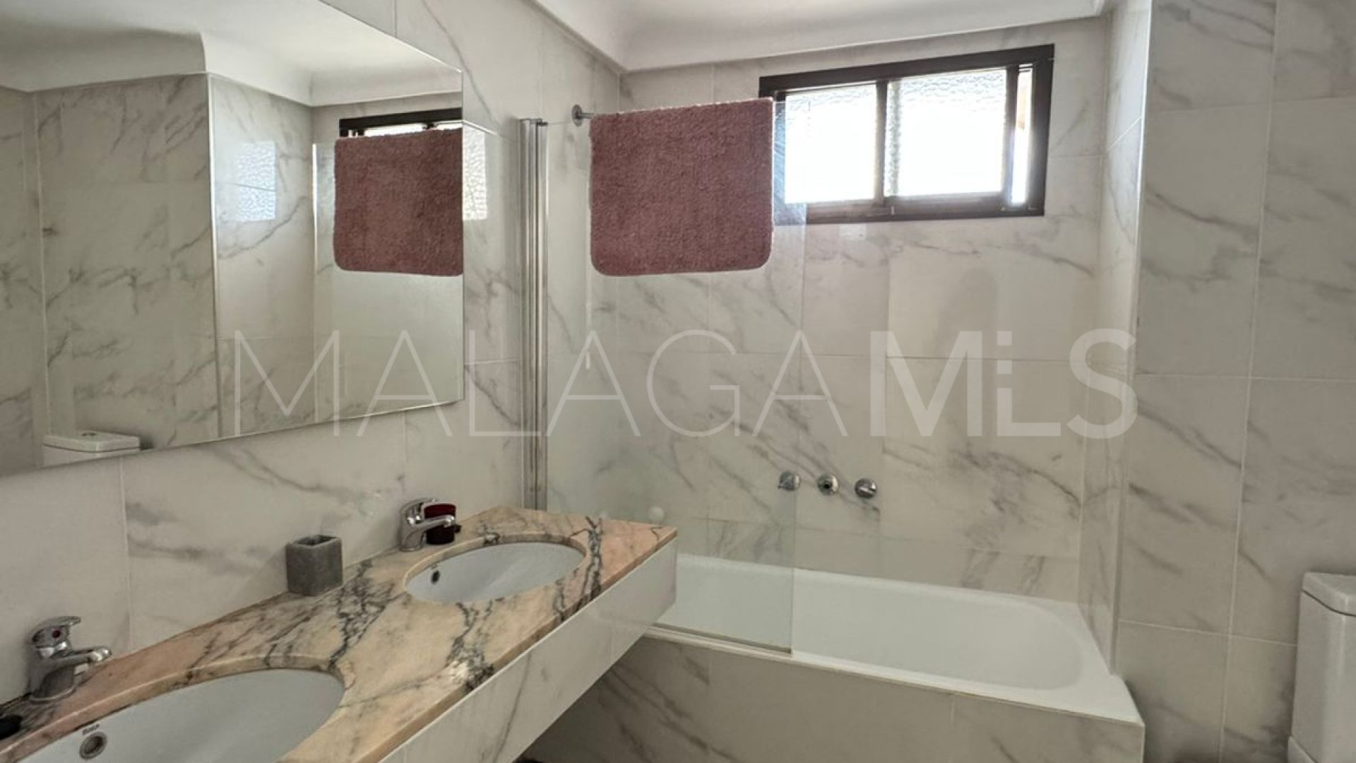 Lägenhet for sale in Atalaya Golf