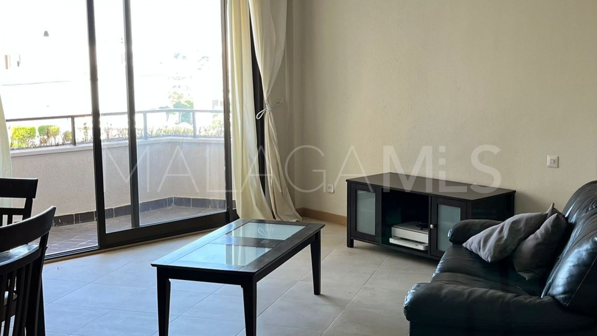 Lägenhet for sale in Atalaya Golf