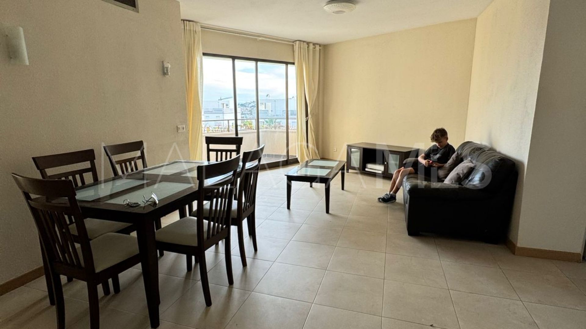 Lägenhet for sale in Atalaya Golf