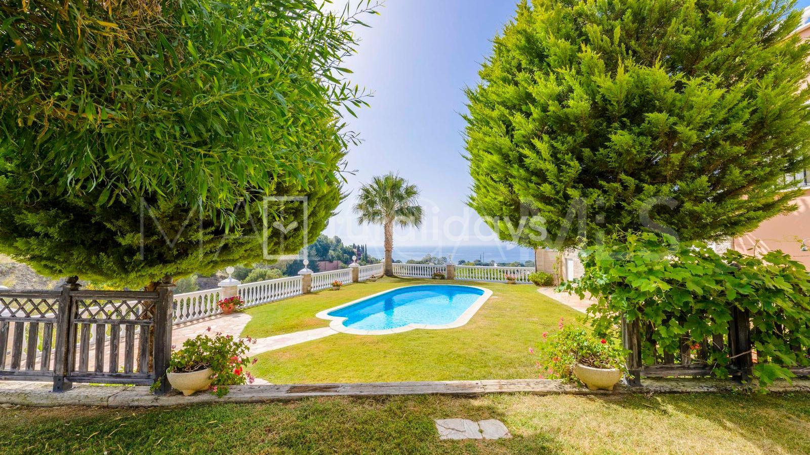 Villa for sale in Benalmadena Costa
