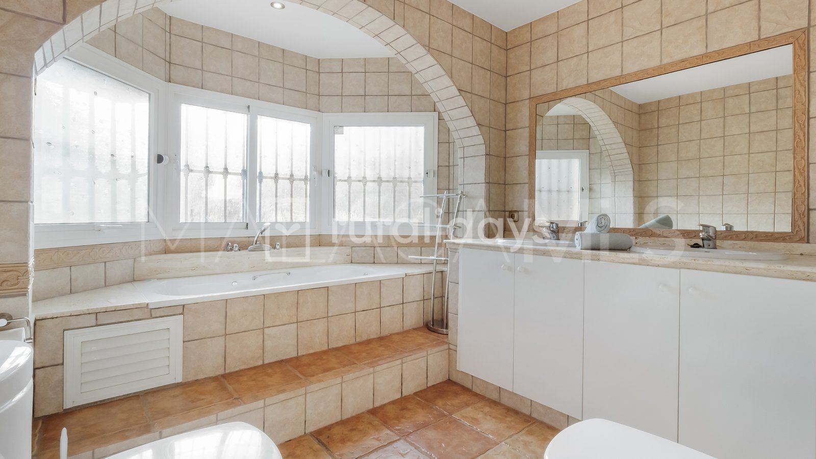 Villa for sale in Benalmadena Costa