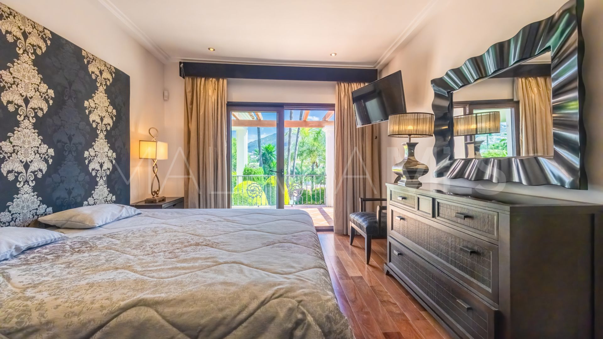 Buy Las Brisas villa