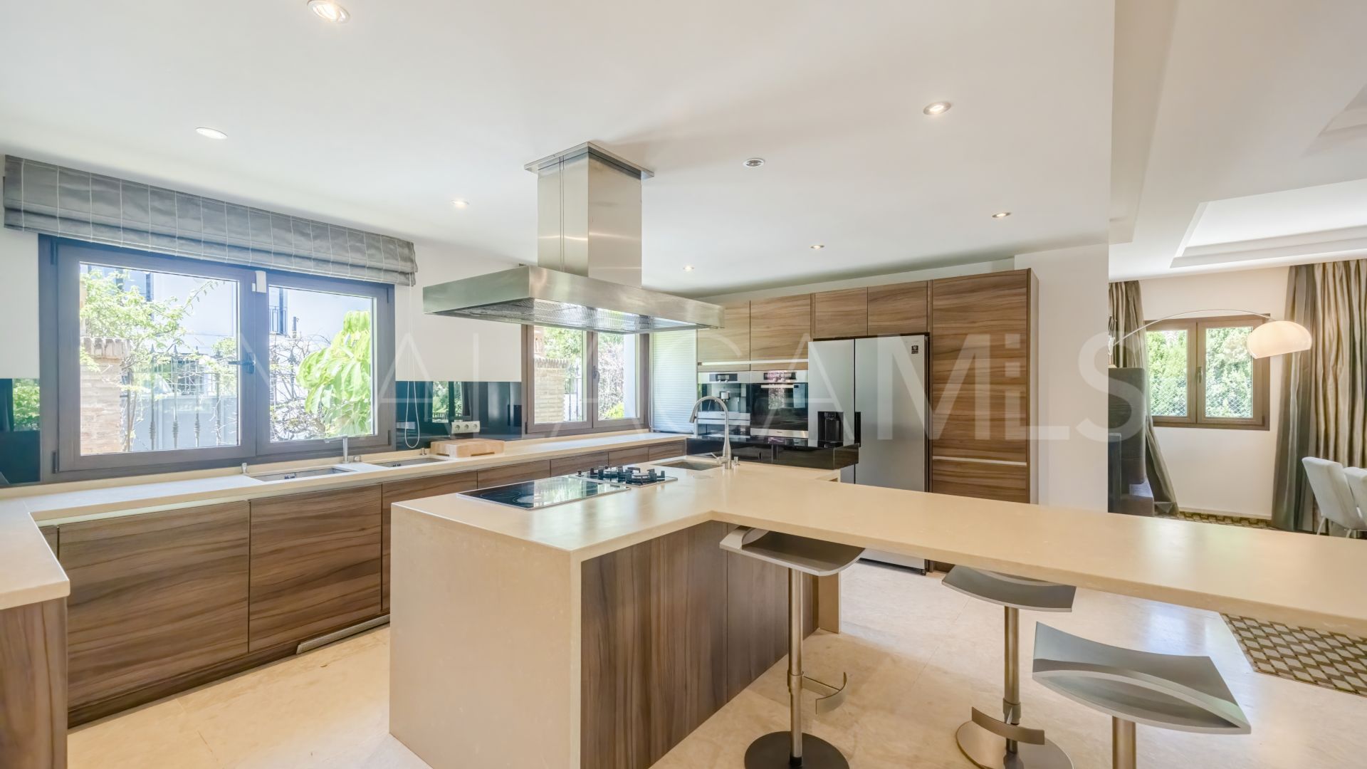 Buy Las Brisas villa