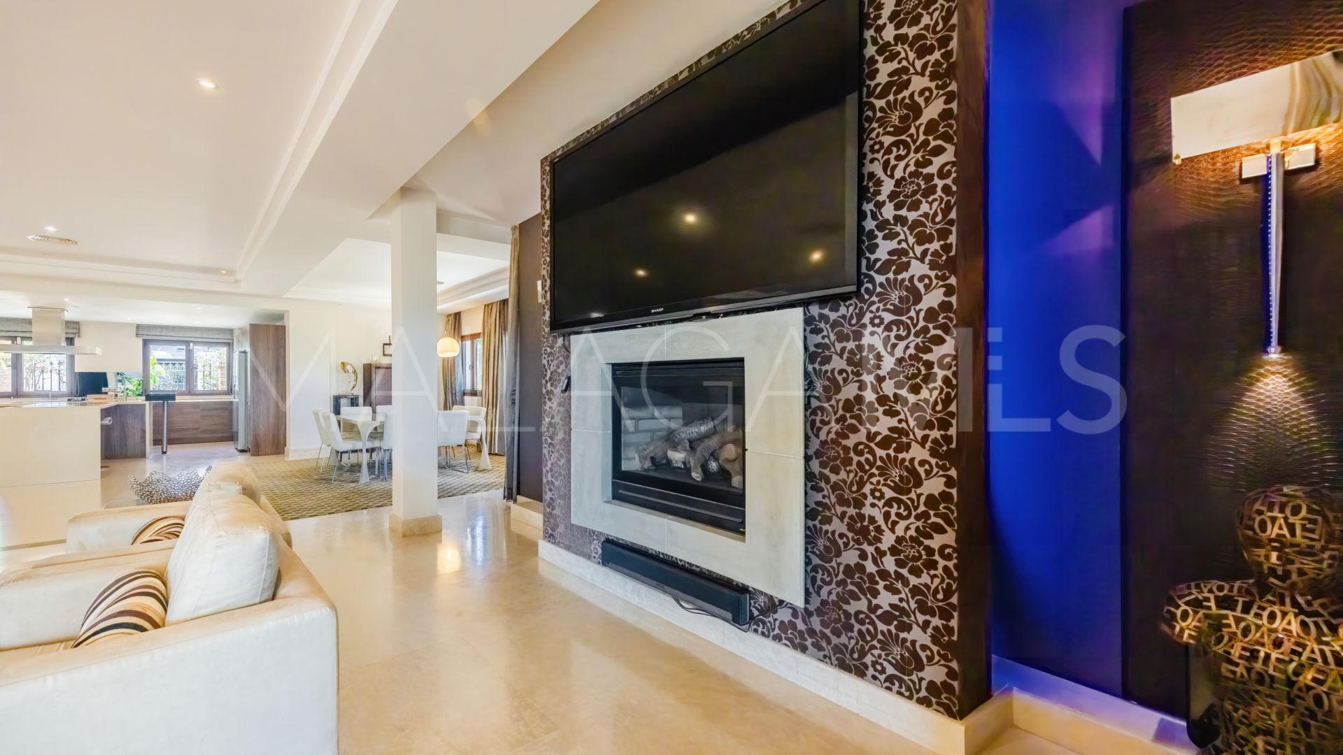 Buy Las Brisas villa