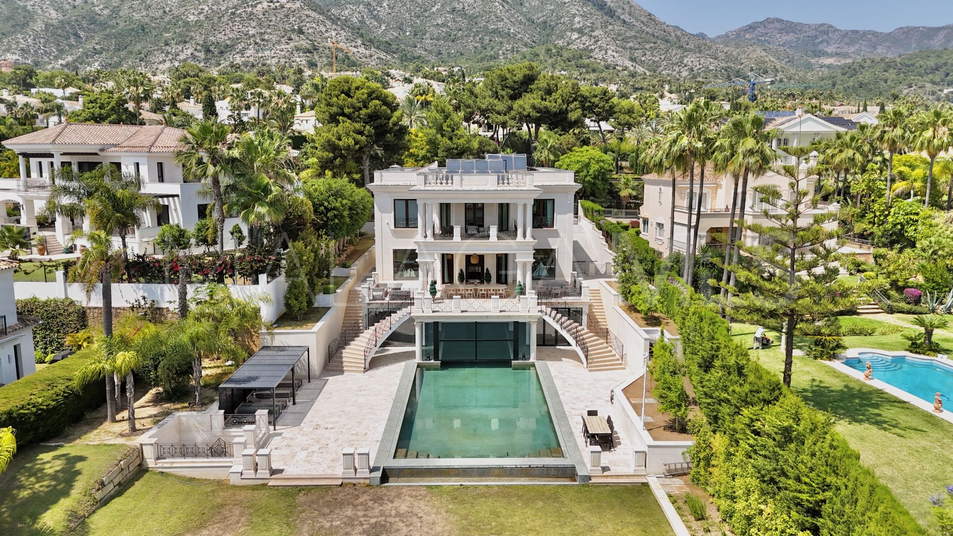 Se vende villa in Sierra Blanca