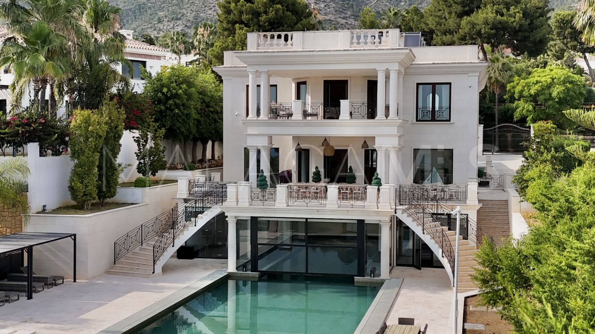 Se vende villa in Sierra Blanca