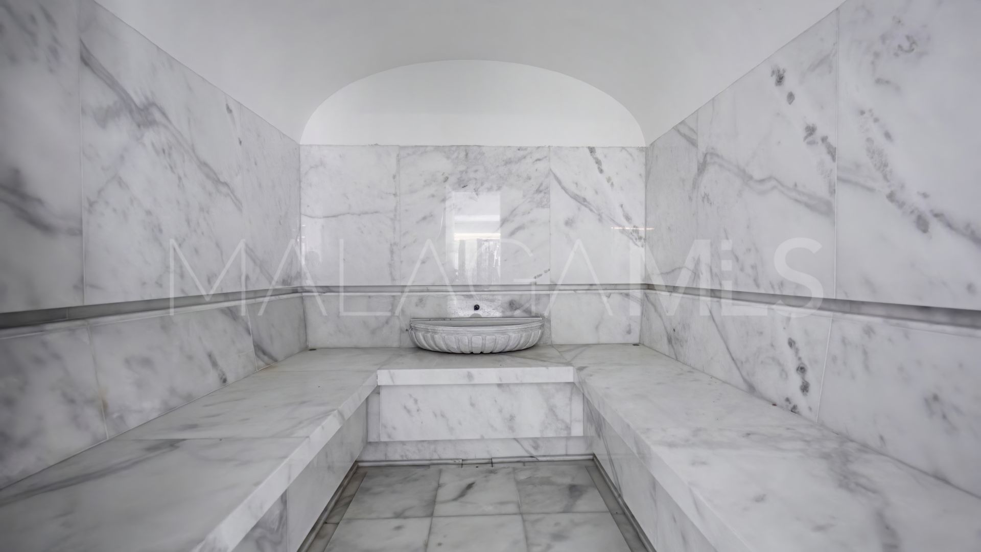 Villa for sale in Sierra Blanca