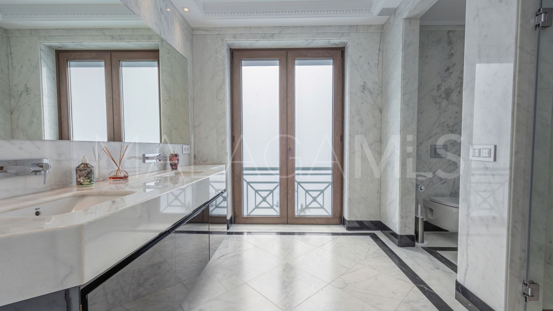 Villa for sale in Sierra Blanca