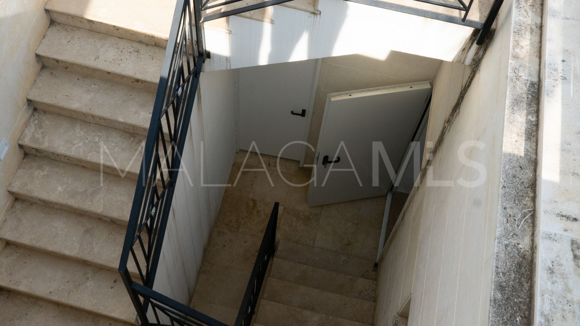 Villa for sale in Sierra Blanca