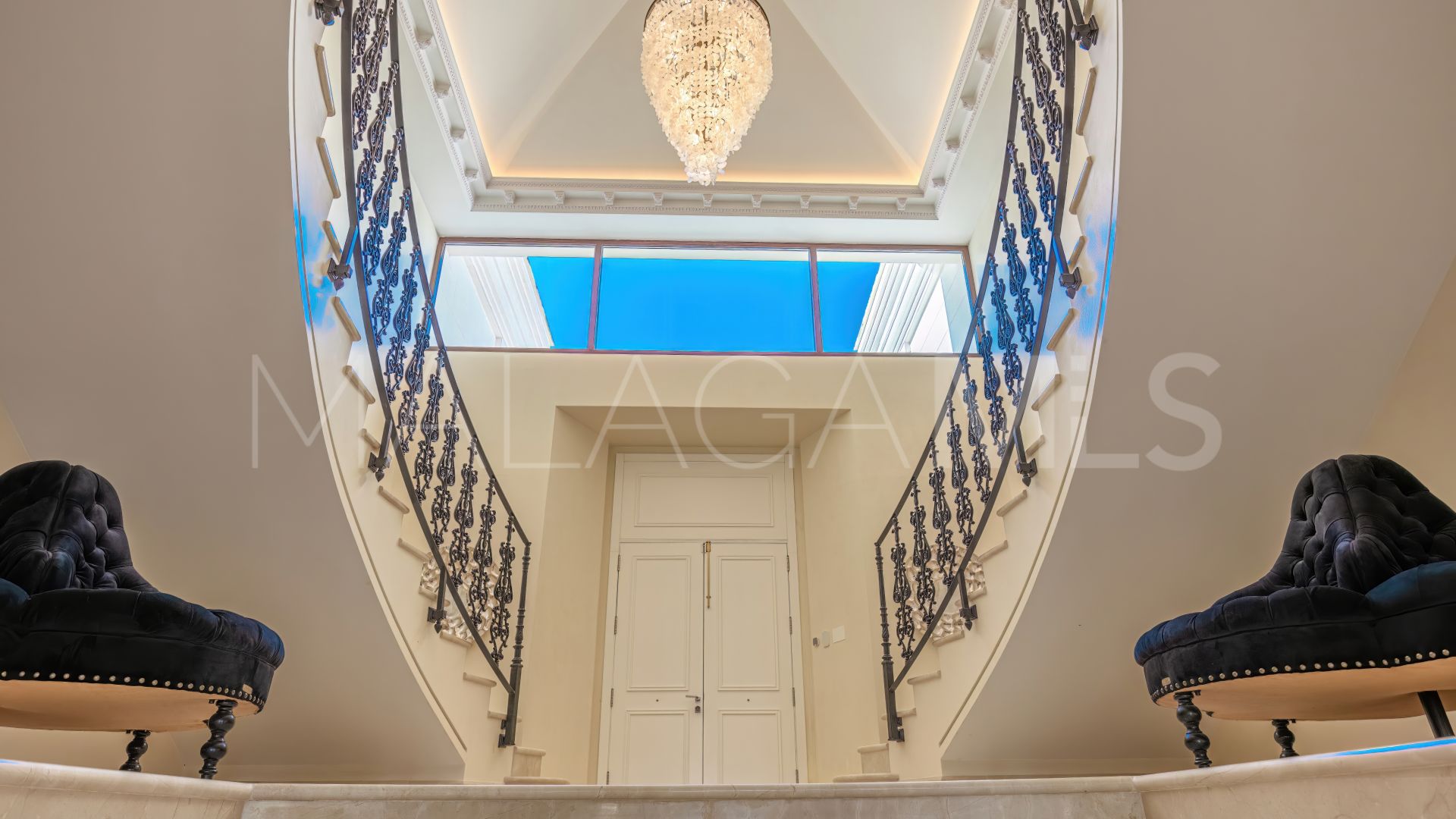Villa for sale in Sierra Blanca