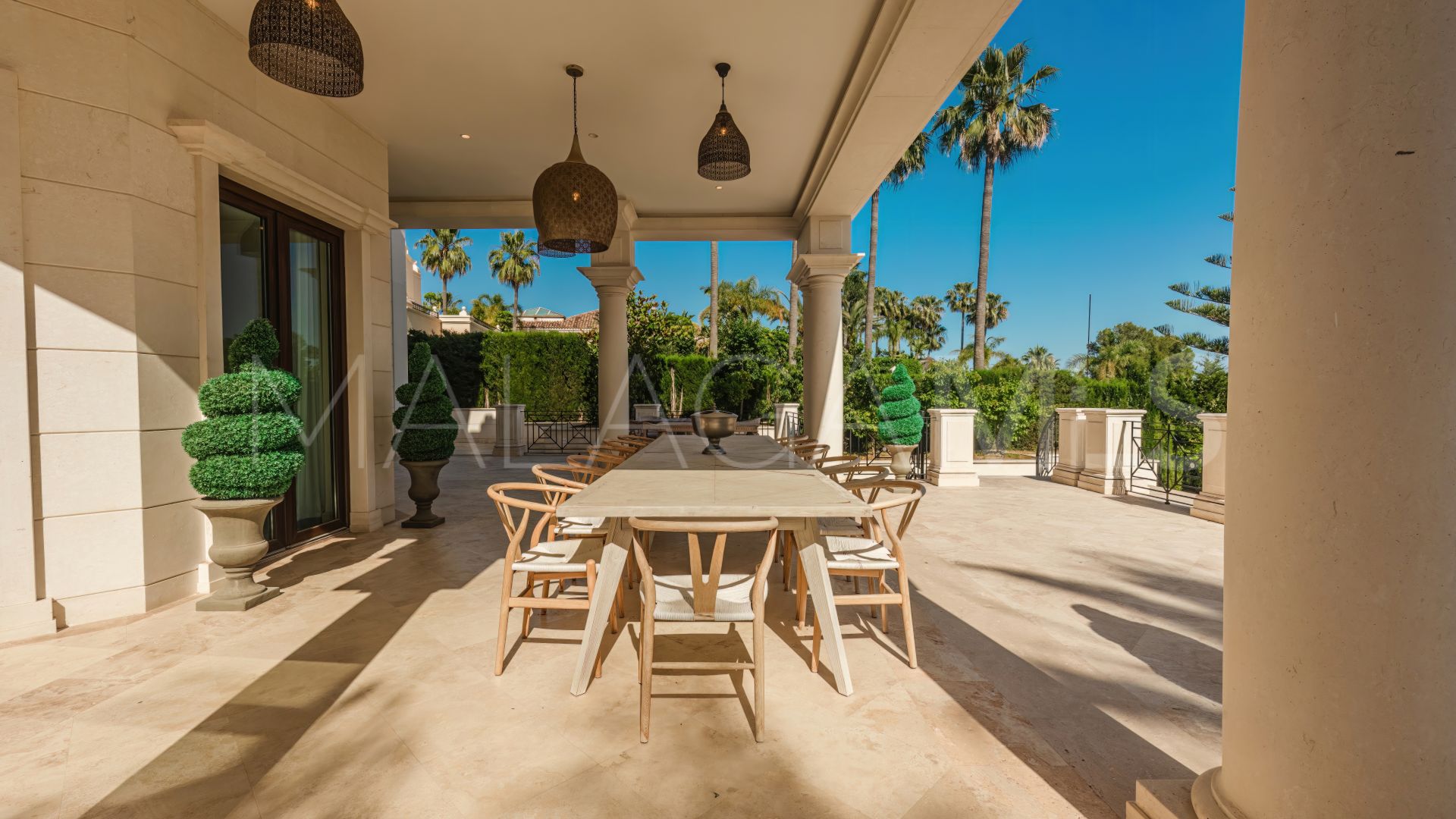 Villa for sale in Sierra Blanca