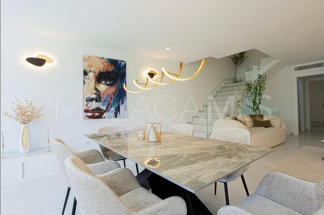 Town house with 4 bedrooms for sale in Aloha