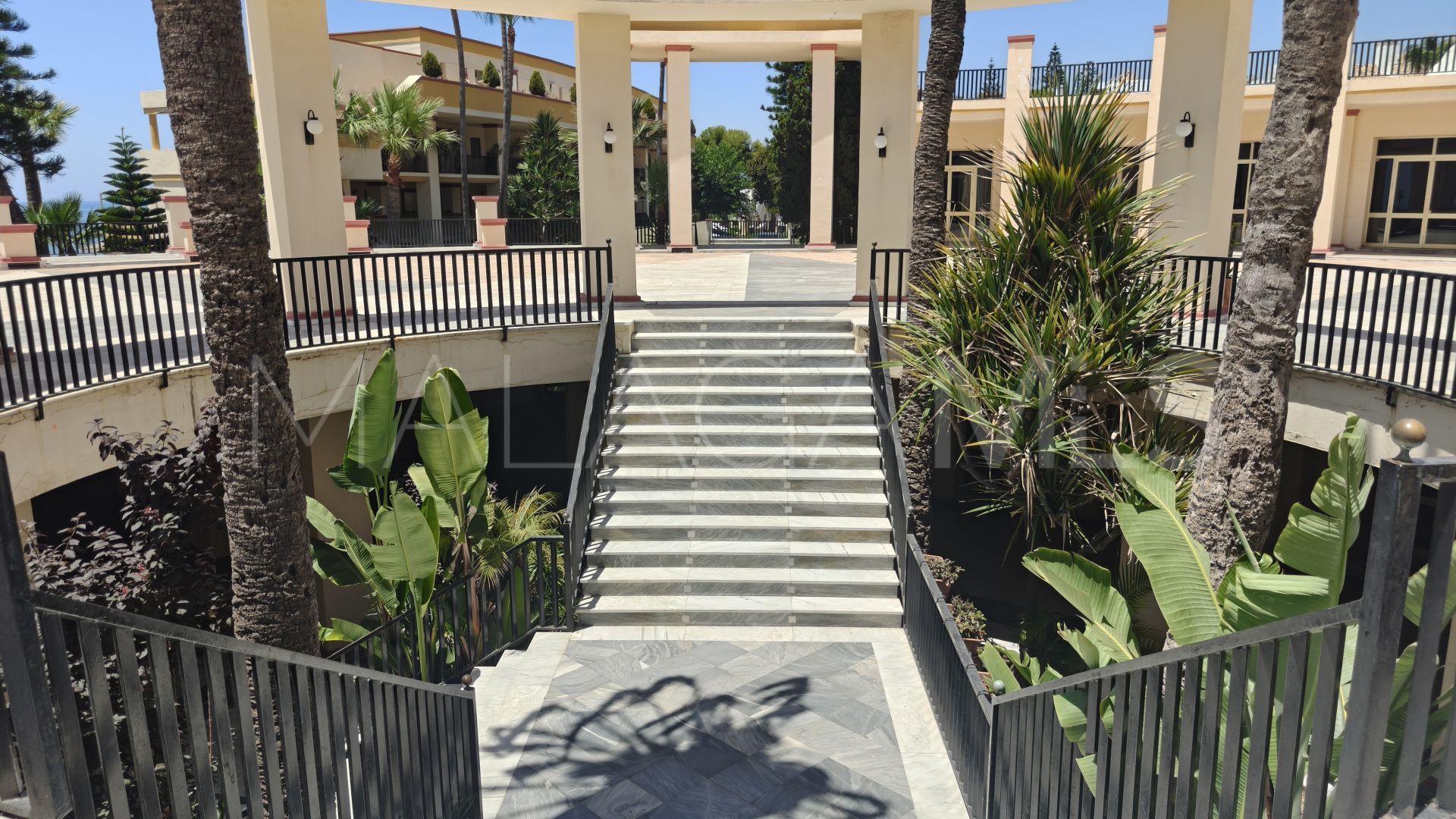 Studio for sale in Romana Playa