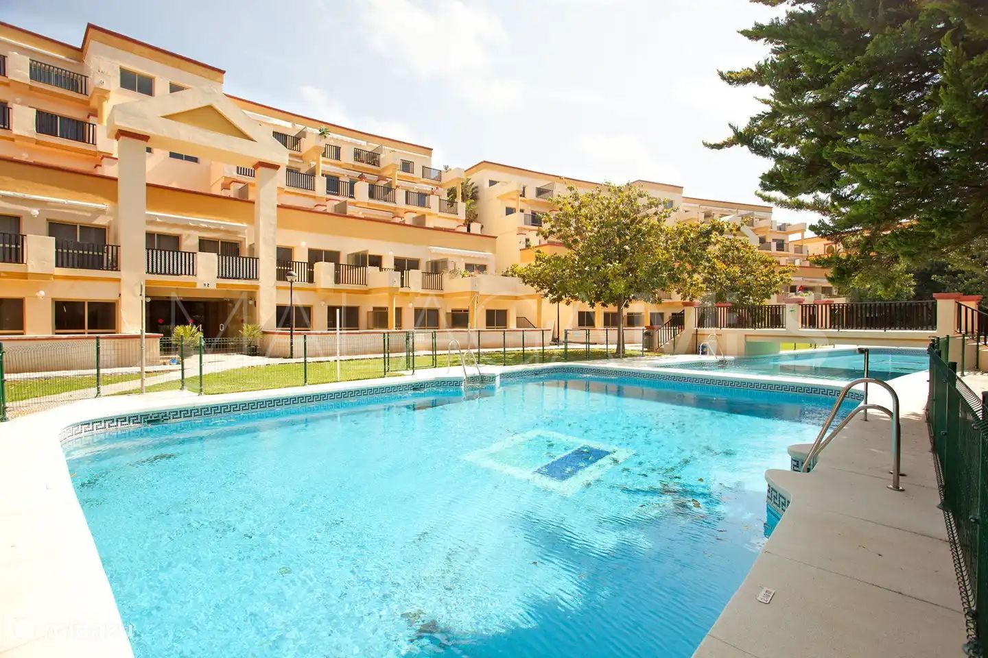Studio for sale in Romana Playa