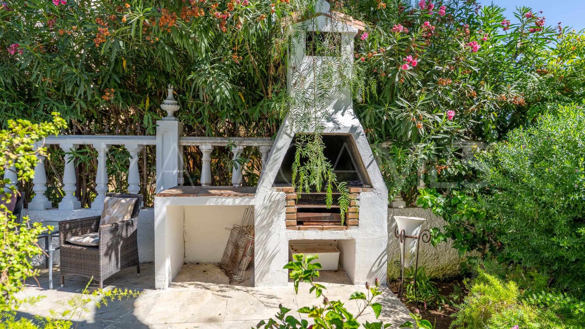 For sale villa in Las Chapas