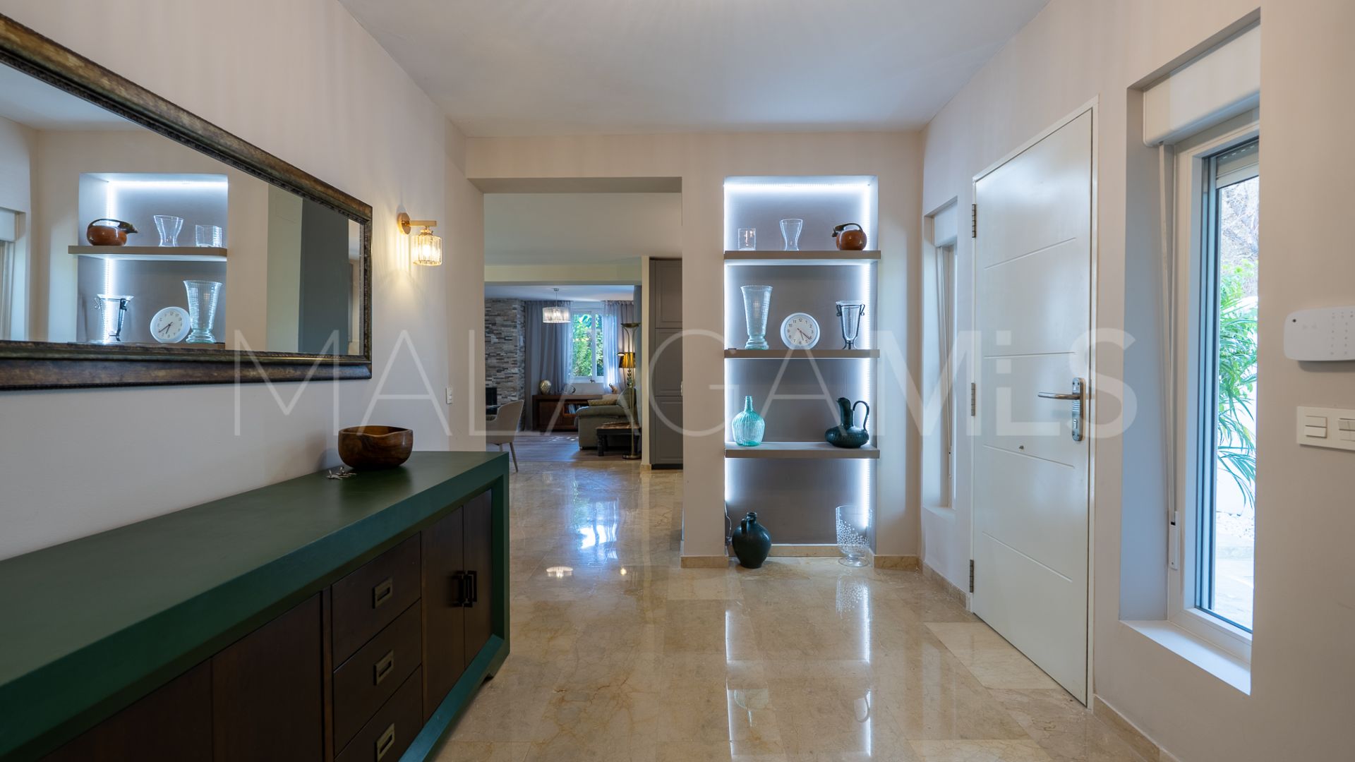 For sale villa in Las Chapas