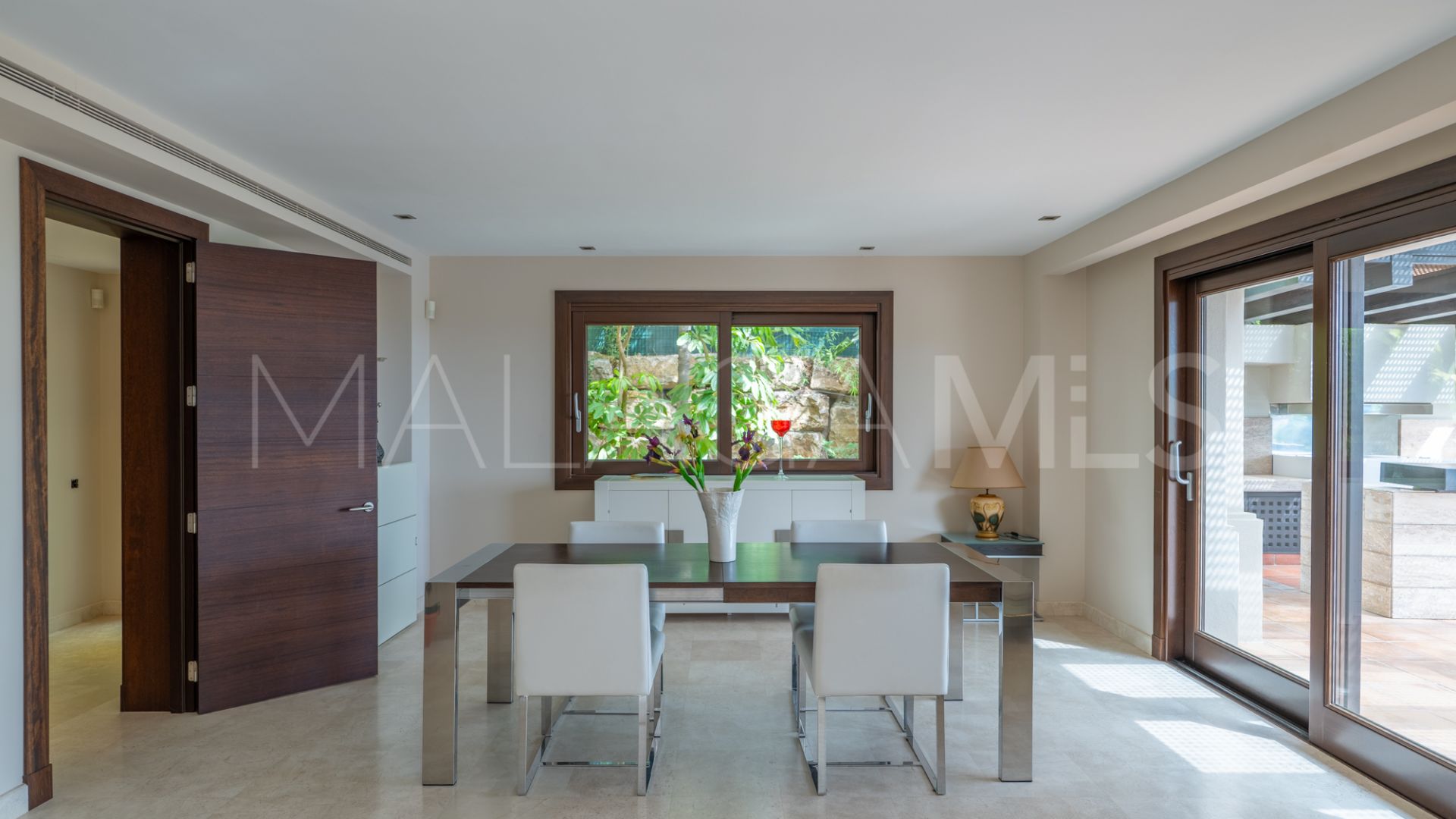 Villa for sale in Los Flamingos with 6 bedrooms
