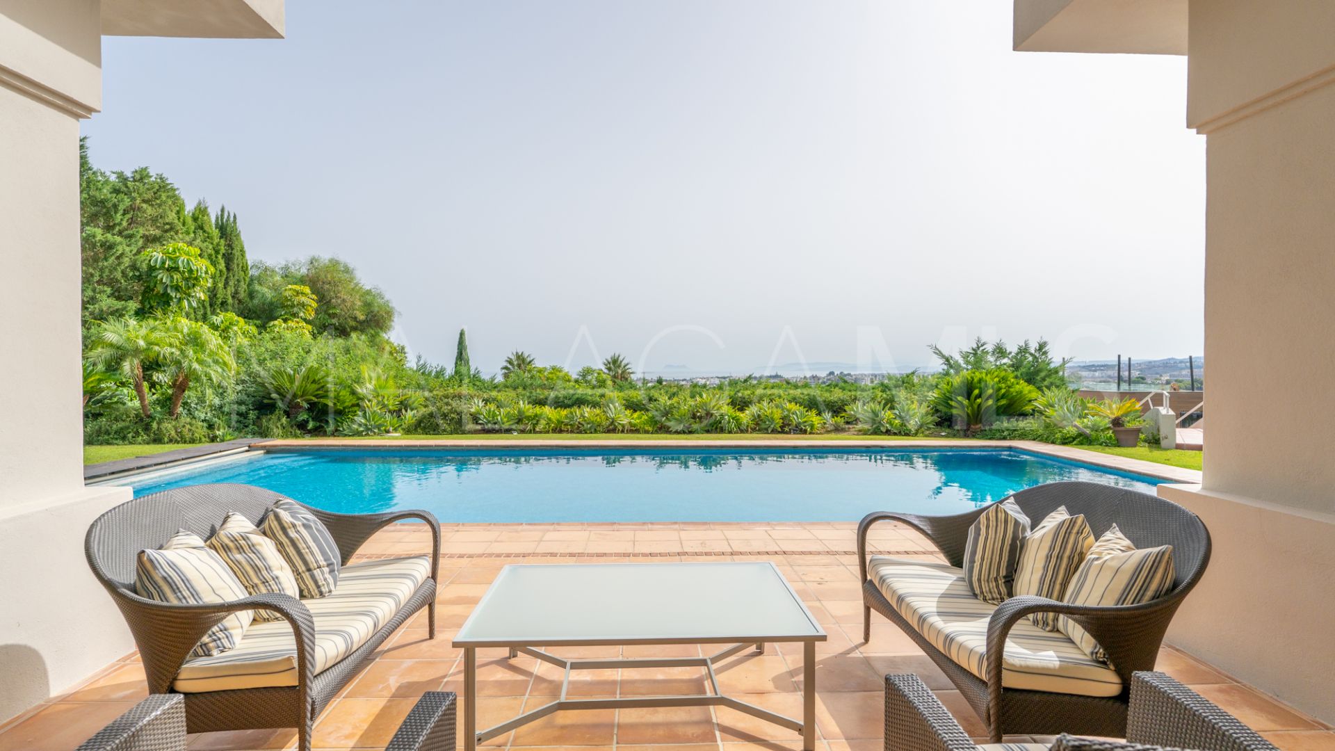 Villa for sale in Los Flamingos with 6 bedrooms