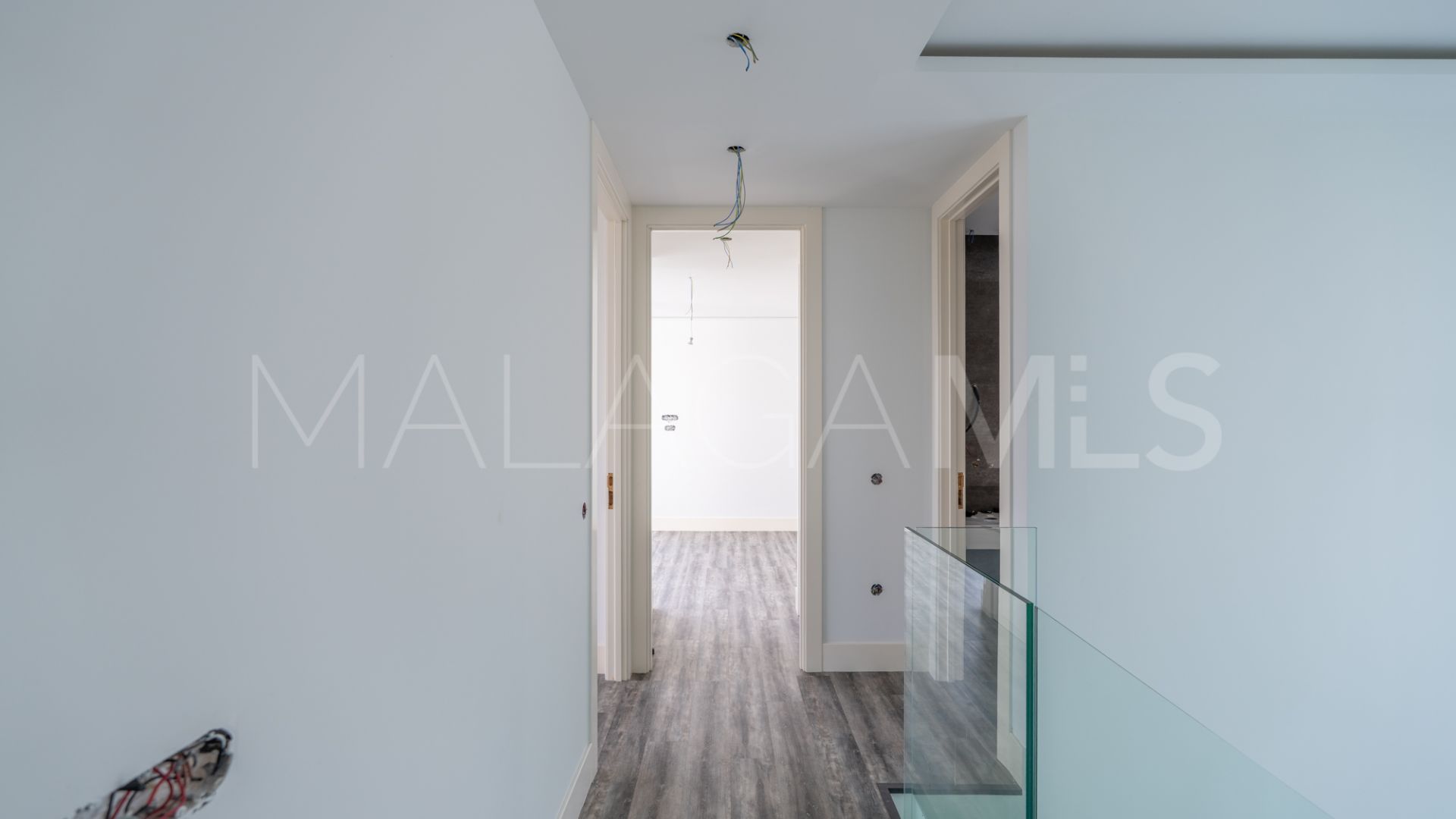 Villa for sale in New Golden Mile