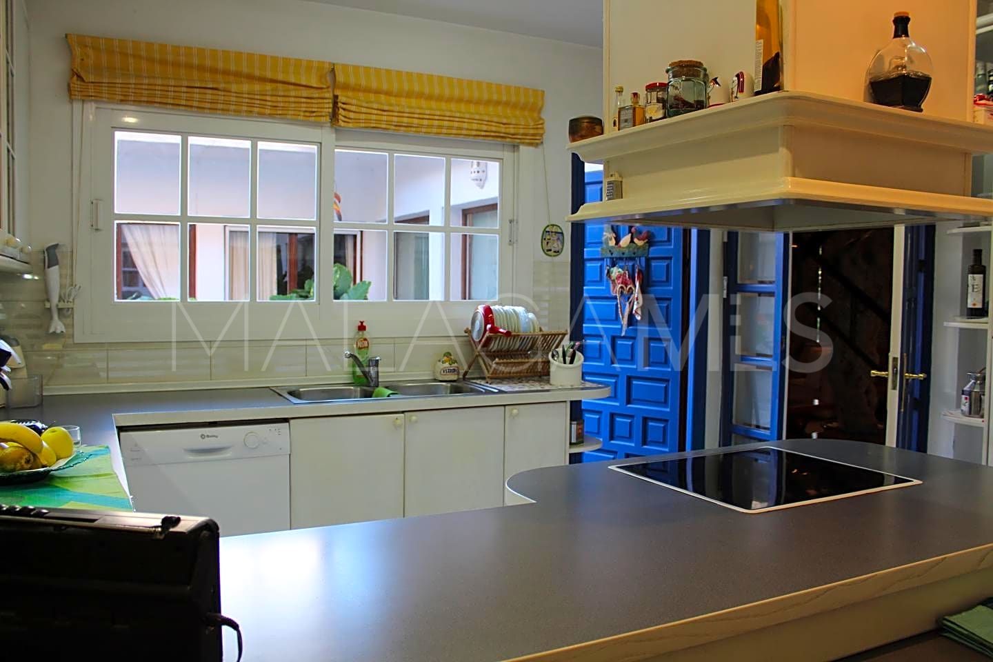 Haus for sale in Atalaya Golf