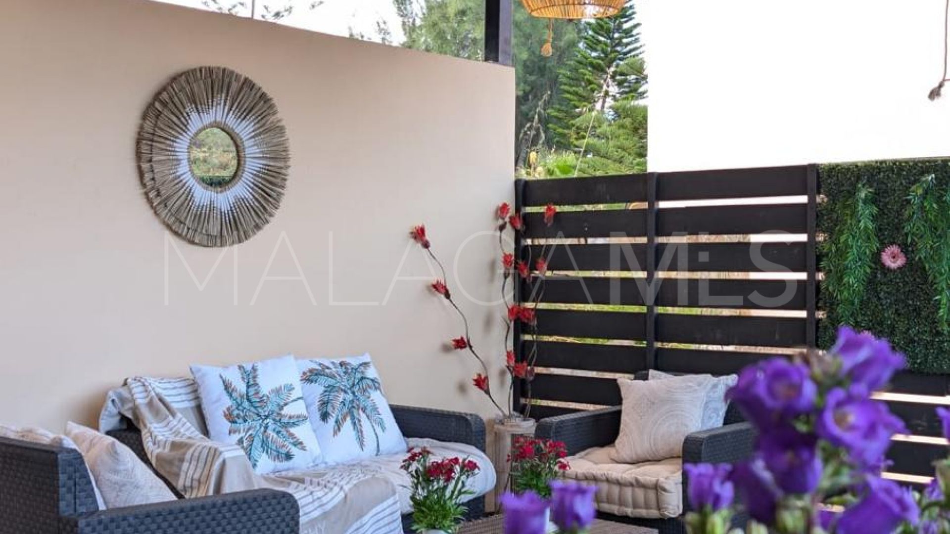 Villa for sale in Lomas de Guadalmina