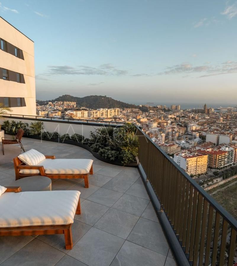 Apartment with 3 bedrooms for sale in Malaga - Martiricos-La Roca