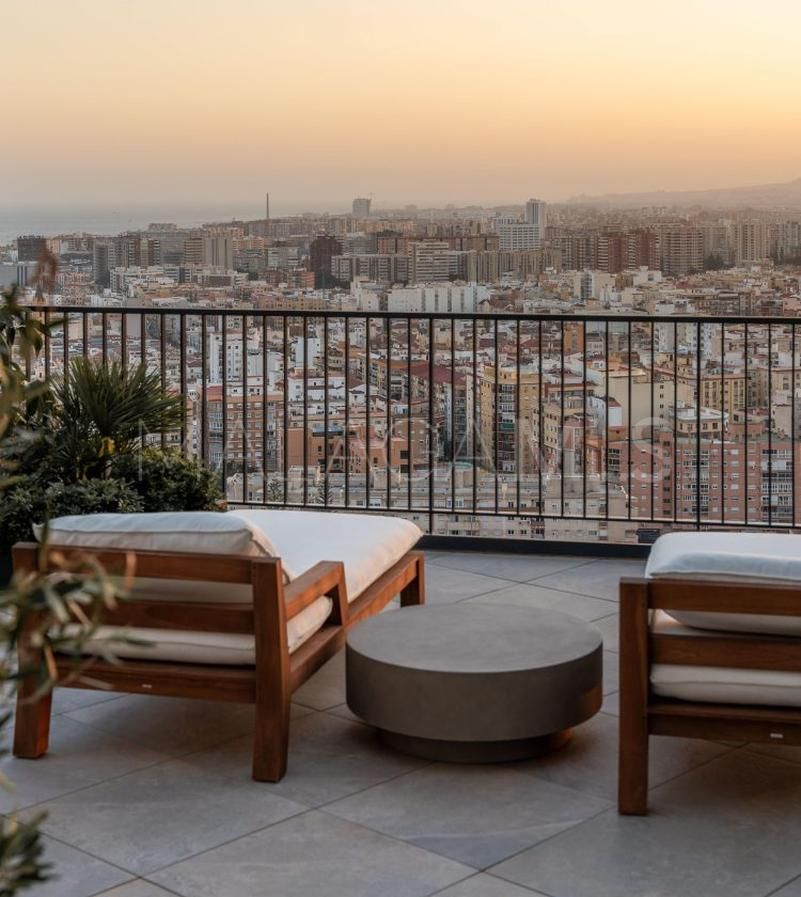Apartment with 3 bedrooms for sale in Malaga - Martiricos-La Roca