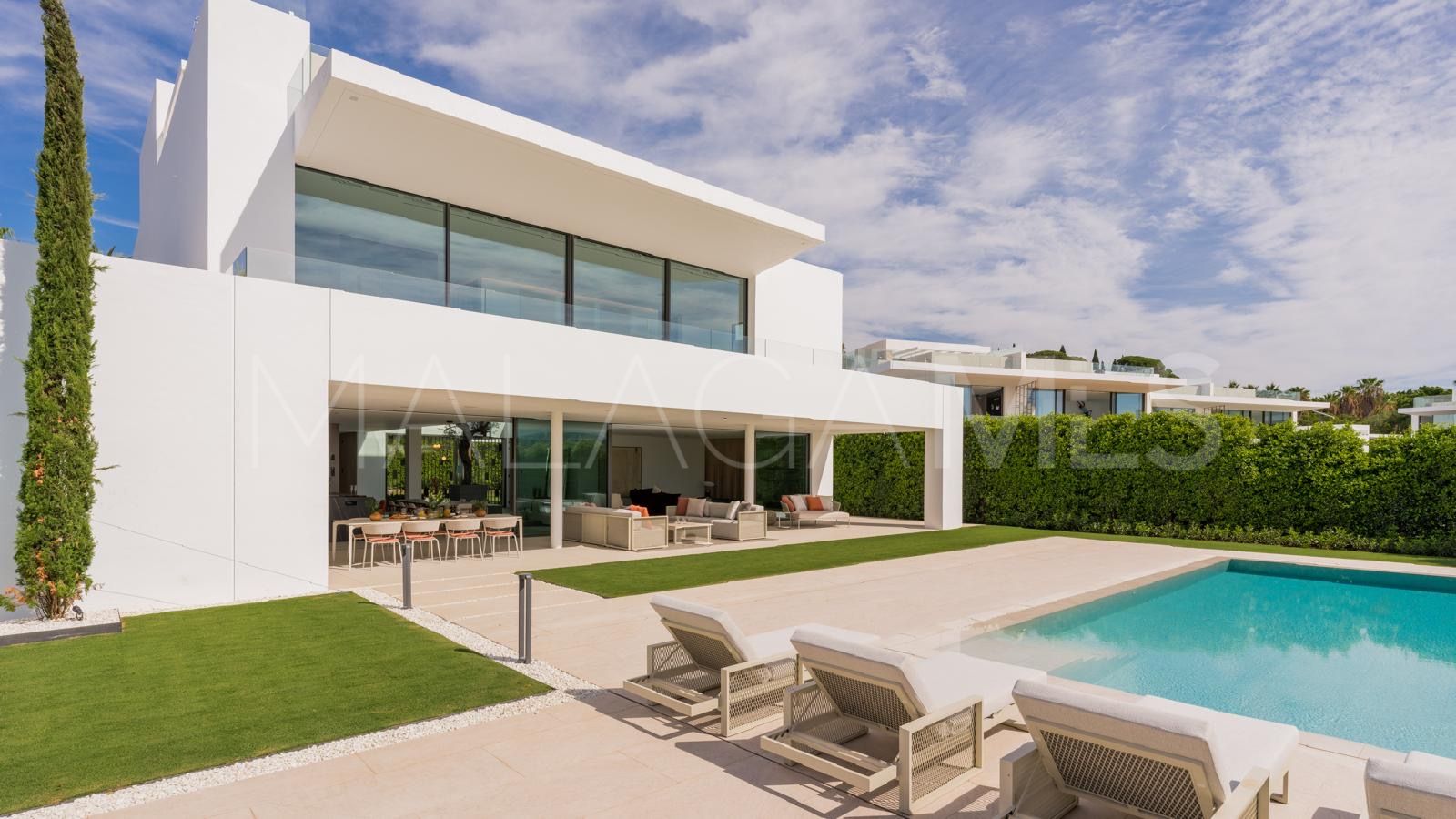 Villa for sale in Golden Mile