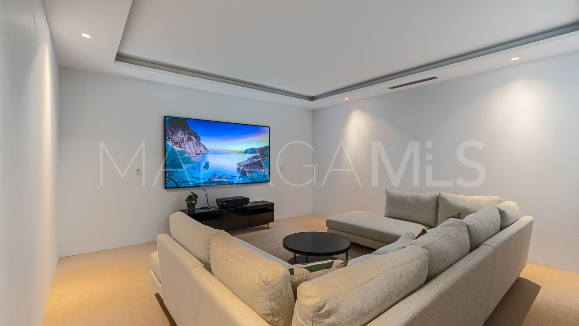 Villa for sale in La Fuente with 5 bedrooms