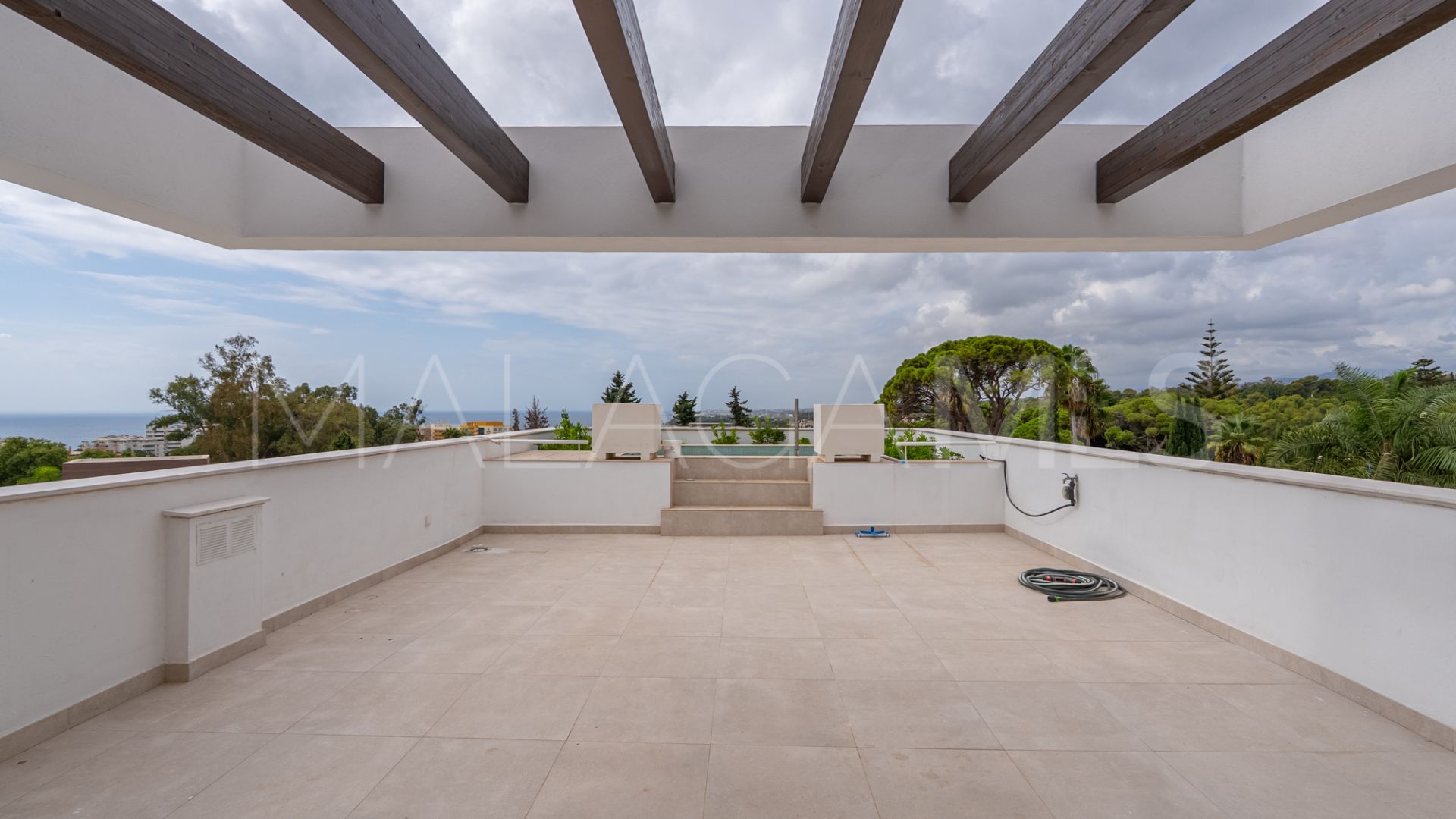 Villa for sale in La Fuente with 5 bedrooms