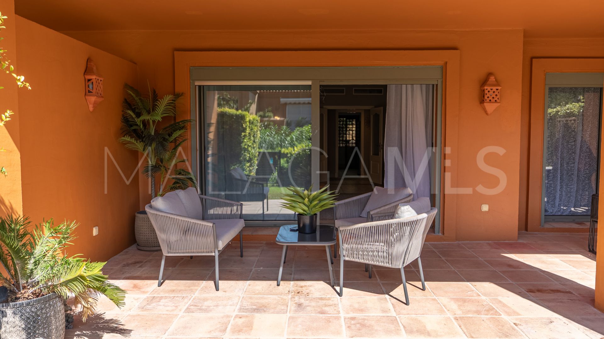3 bedrooms ground floor apartment in Benatalaya for sale