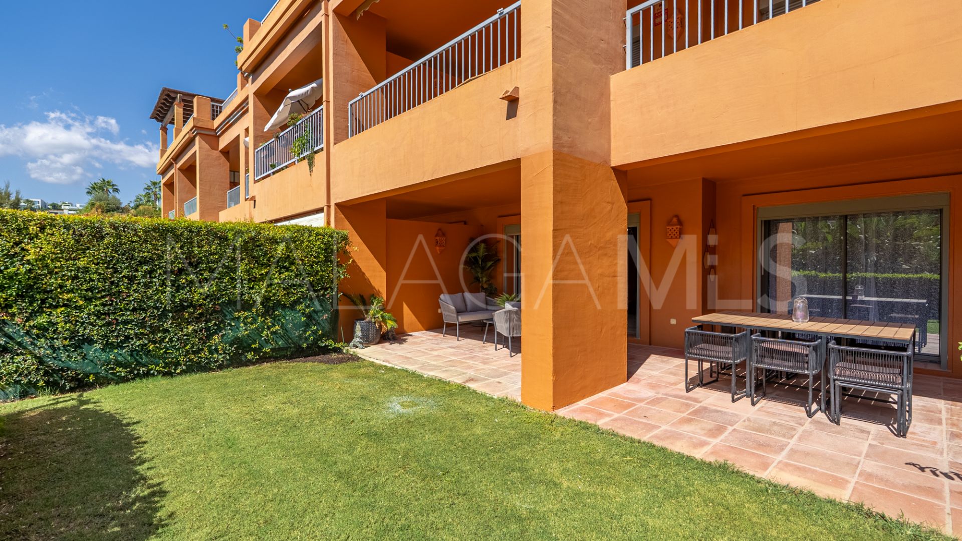 3 bedrooms ground floor apartment in Benatalaya for sale