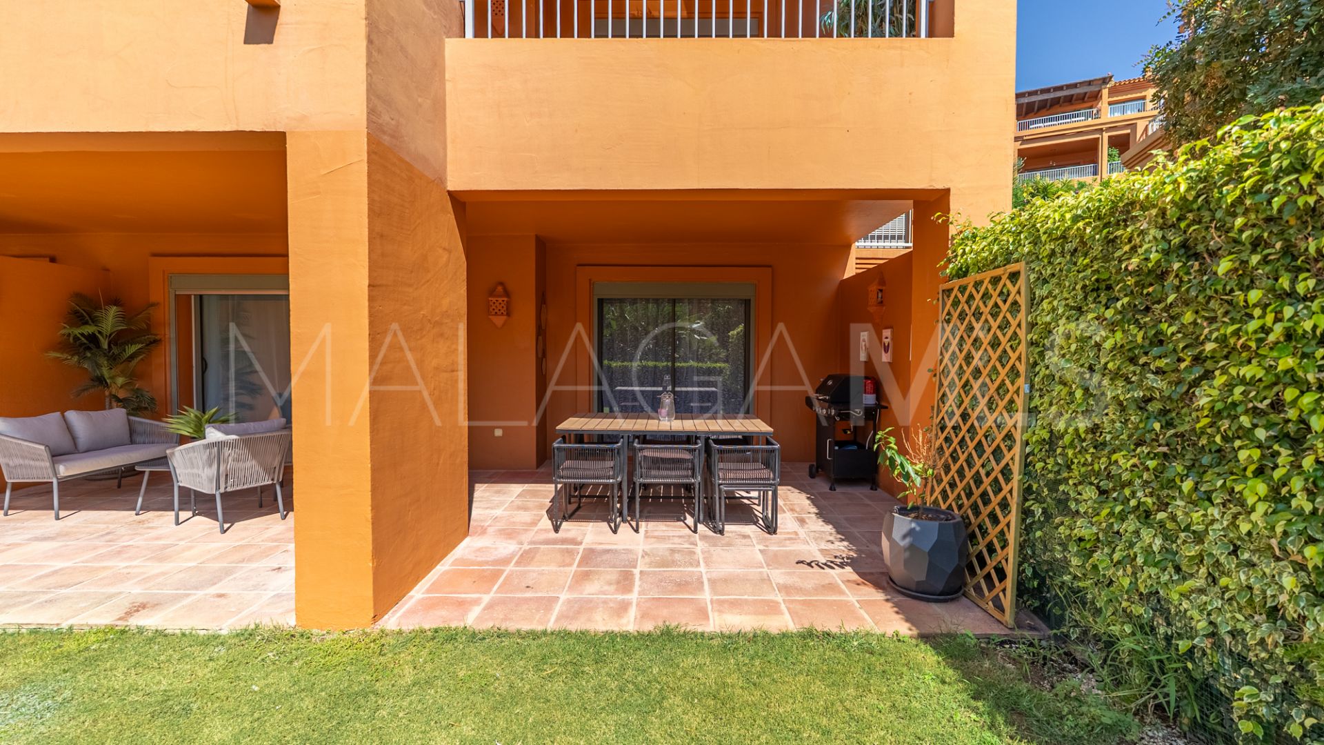 3 bedrooms ground floor apartment in Benatalaya for sale