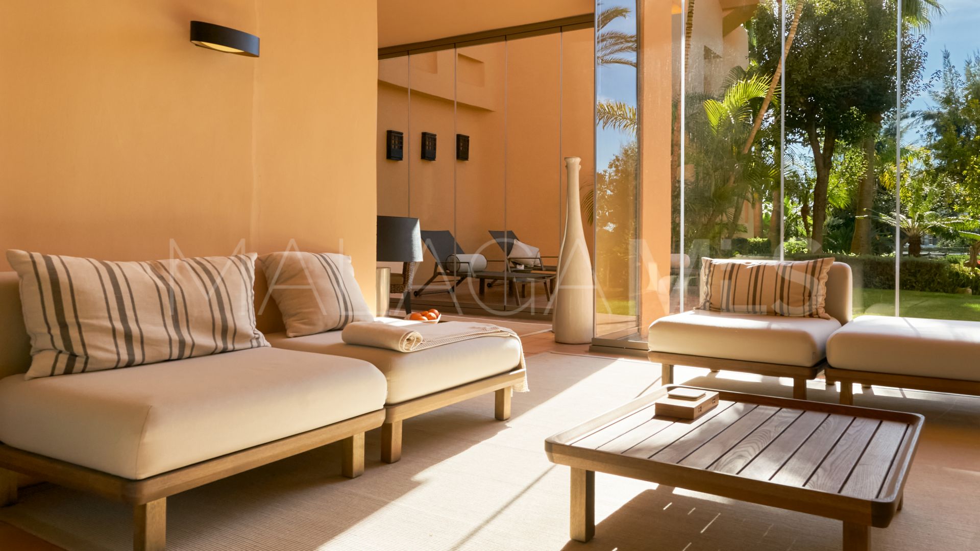 Appartement rez de chaussée for sale in Mansion Club